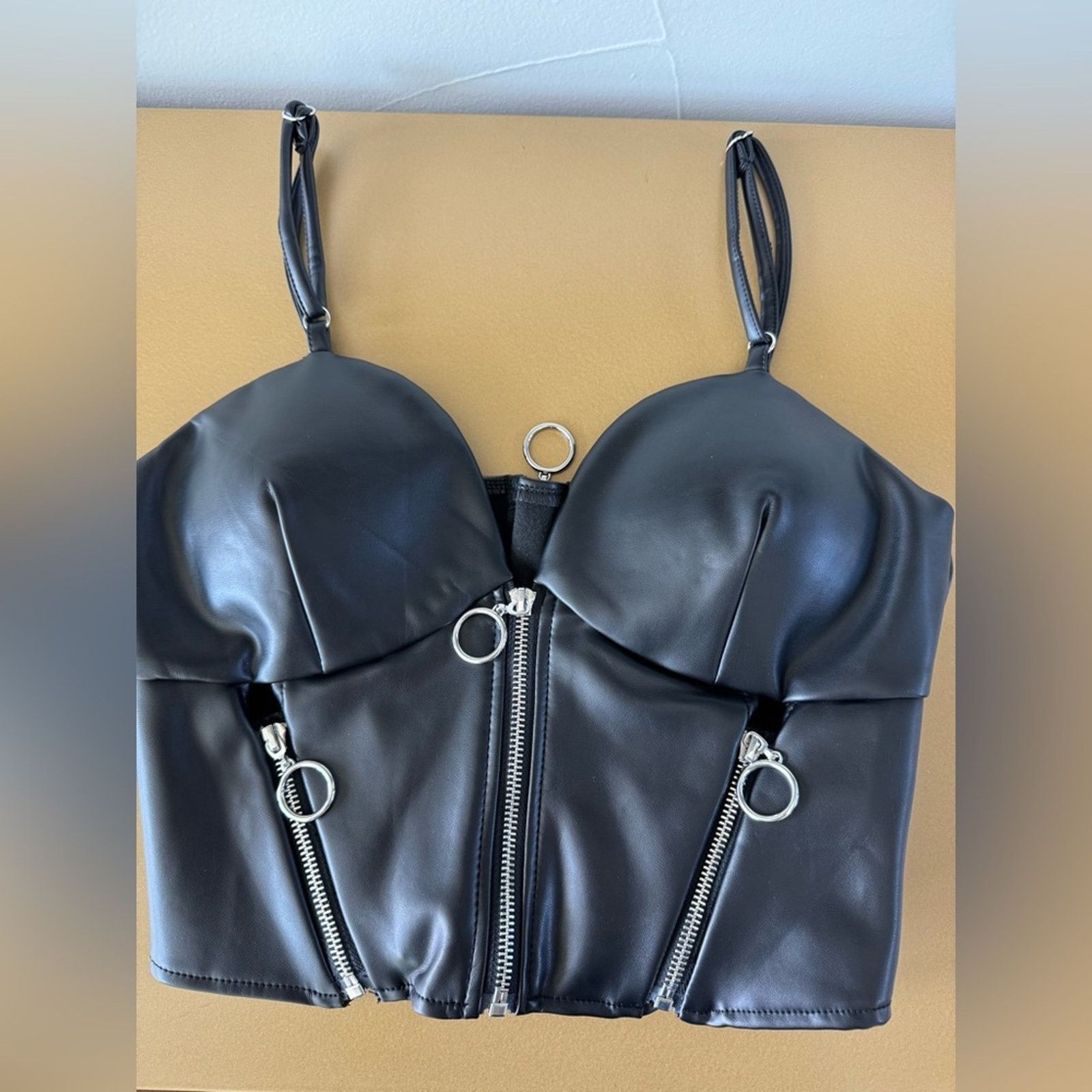 Other Black Faux Leather Zipper Crop Top size M Size M / US 6-8 / IT 42-44 - 2 Thumbnail