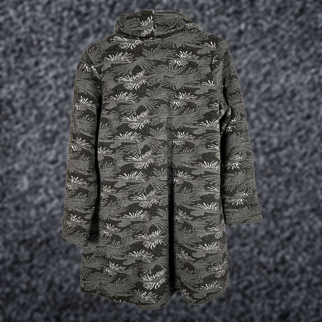Fossil Komil Fossil Flint Tunic Womens Cowl Neck Top Large Gray White Leaf Long Sleeve Size L / US 10 / IT 46 - 1 Thumbnail