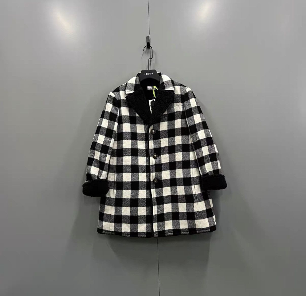 Valentino Valentino Black and White Check Coat J41 Size M / US 6-8 / IT 42-44 - 1 Thumbnail