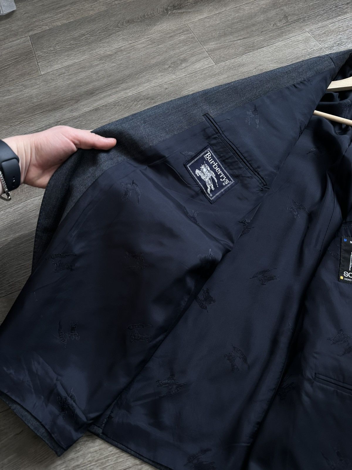 Burberry × Vintage 🫧Burberry’s Wool Blazer Vintage Size US XL / EU 56 / 4 - 7 Thumbnail