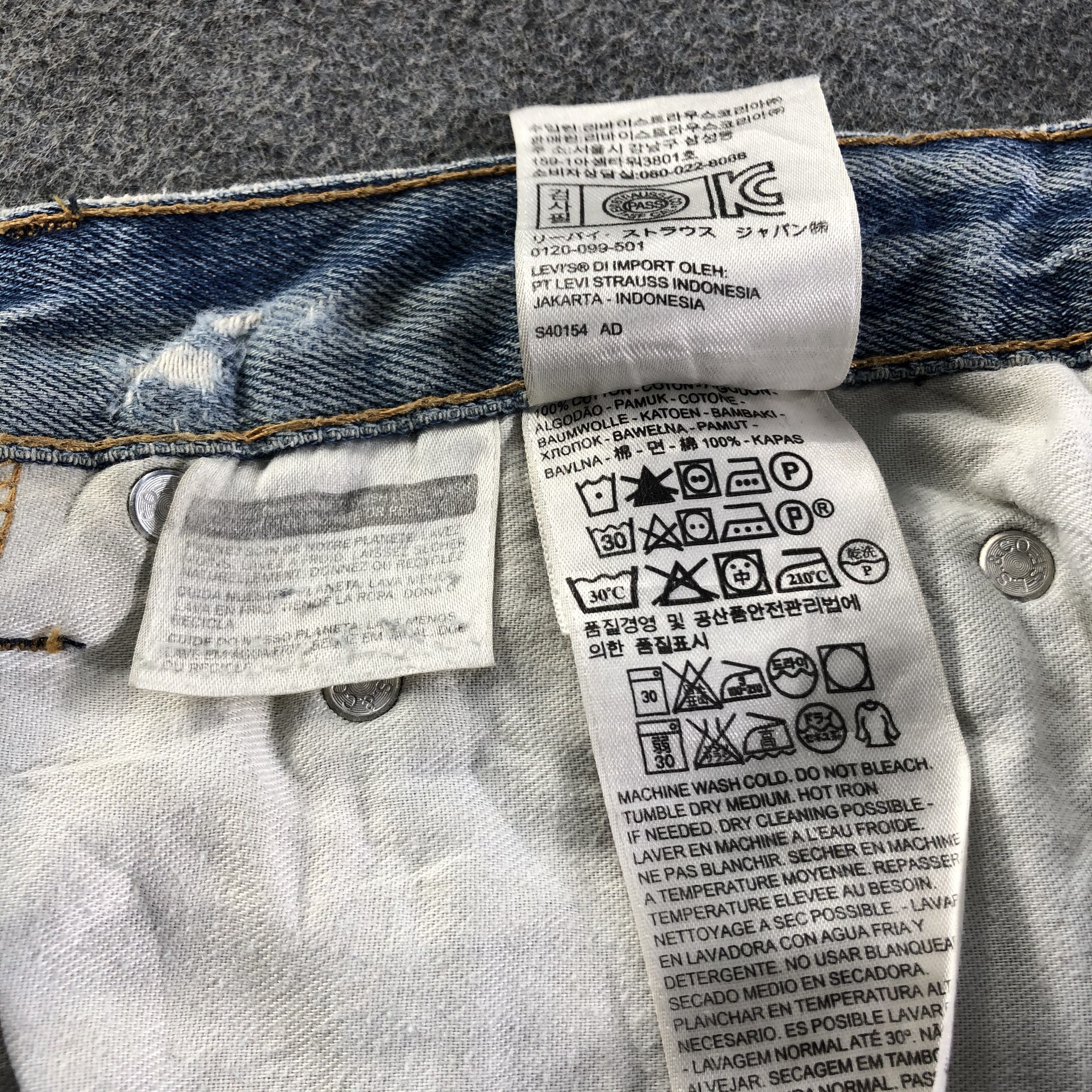 Levi's Vintage Blue Wash Levis 550 Jeans-J3091 Size US 36 / EU 52 - 12 Thumbnail