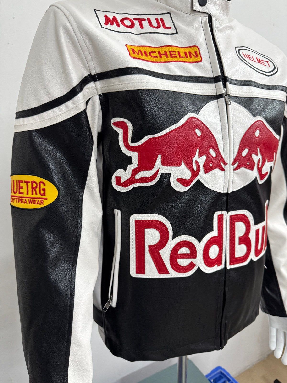 Red Bull Red Bull Racing Jacket Size US S / EU 44-46 / 1 - 3 Thumbnail