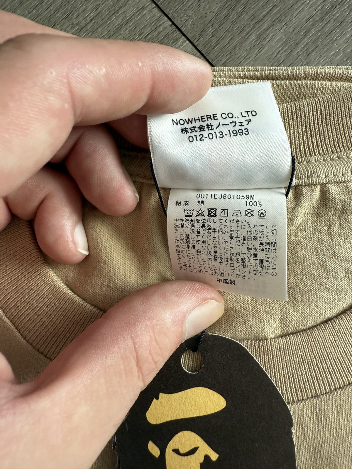 Bape Bape Shark tee Size US S / EU 44-46 / 1 - 7 Thumbnail