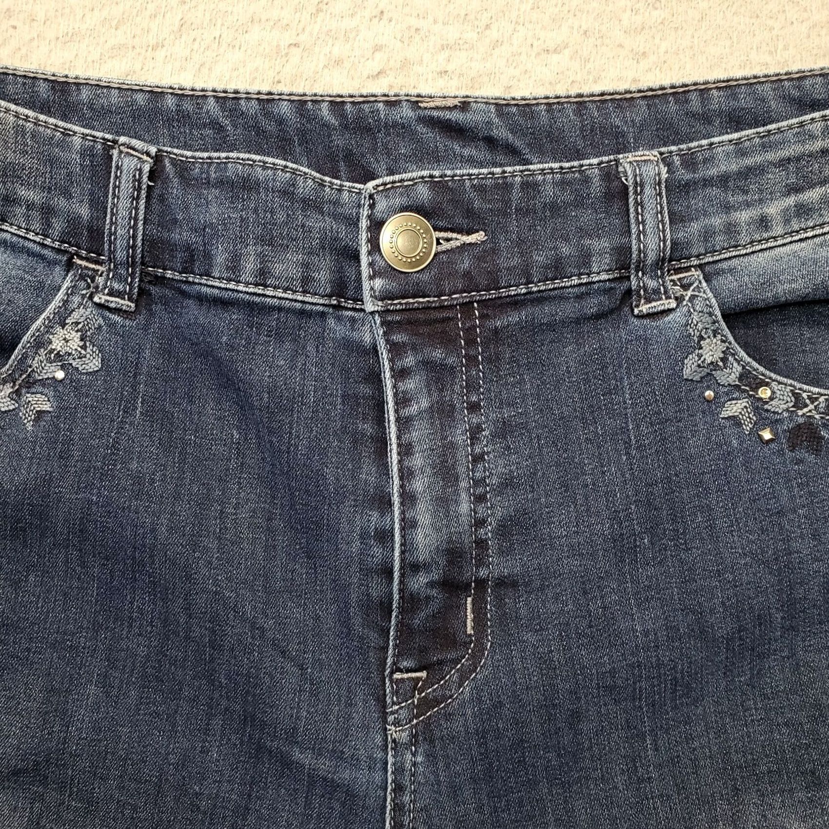 Vintage Christopher & Banks Cropped Jeans Women 16P Blue Denim Pockets Stretch Jeans Cropped 25in Inseam Womens Size 38" / US 16 / IT 52 - 6 Thumbnail