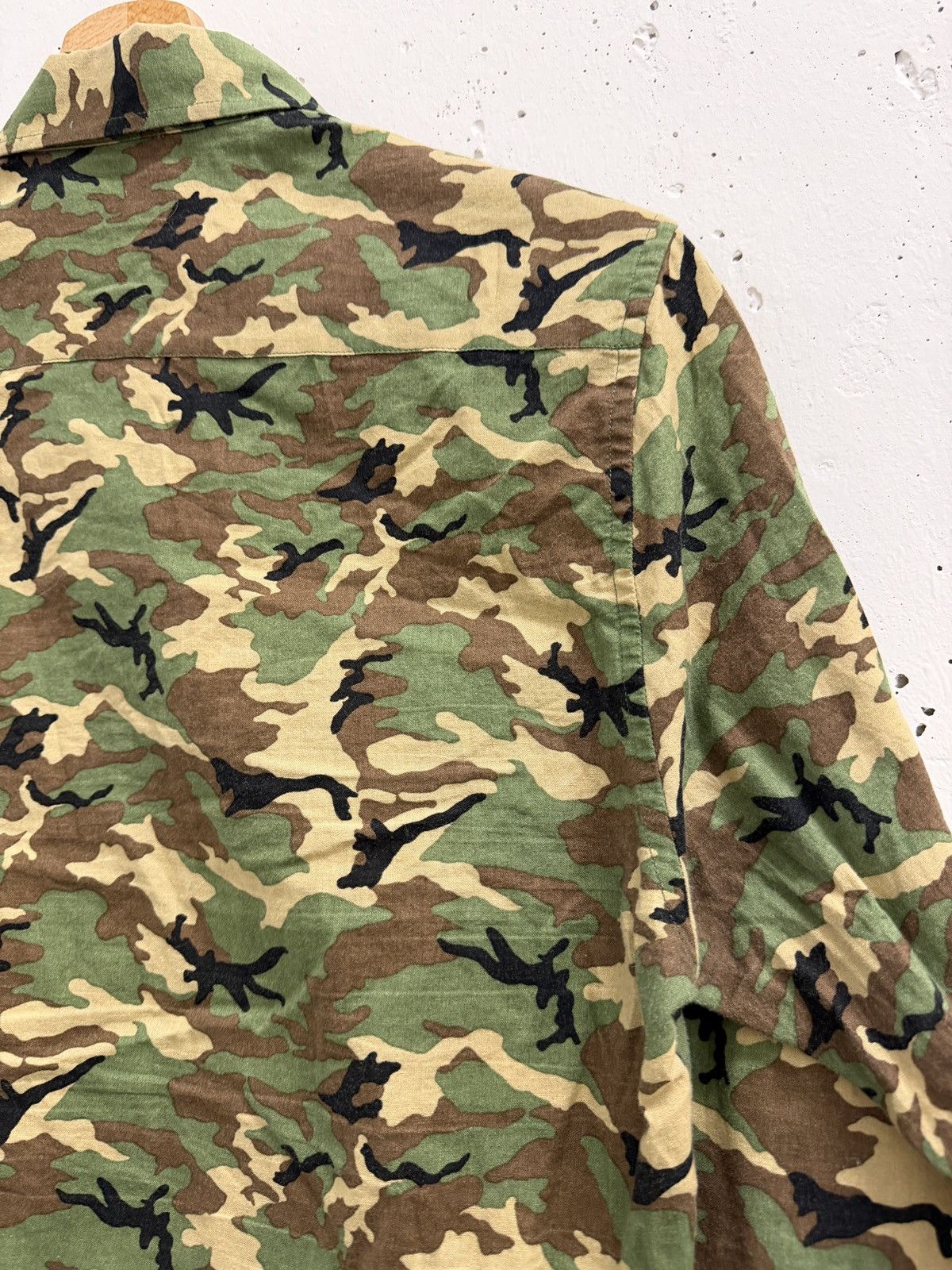 Saint Laurent Paris SS15 Saint Laurent Paris Camouflage Hedi Slimane Shirt Size US M / EU 48-50 / 2 - 10 Thumbnail