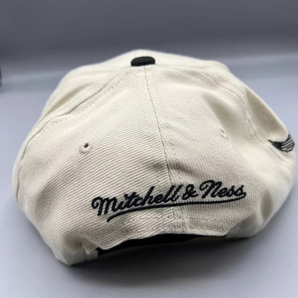 Mitchell & Ness Chicago Bulls Hat Men NBA Draft 1996 Shadow Snap Back Cap Size ONE SIZE - 7 Thumbnail
