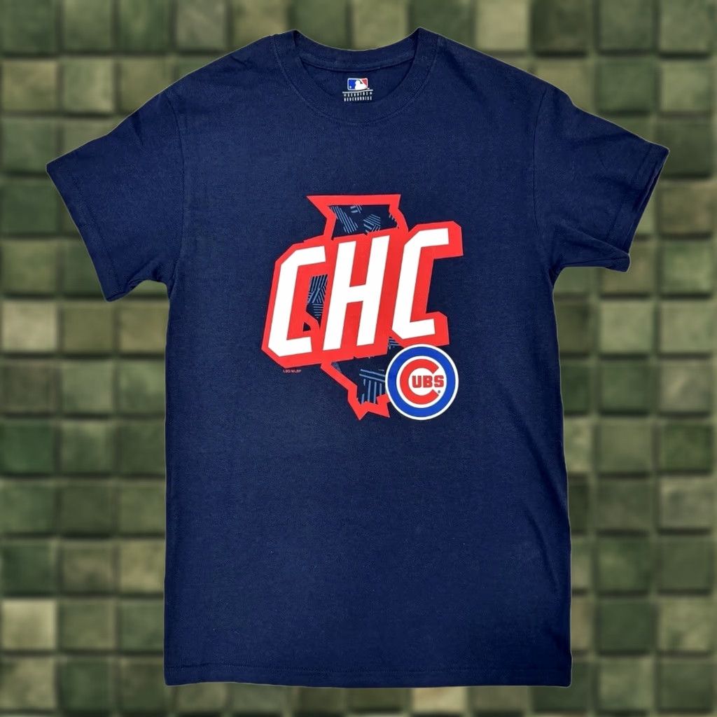 MLB Chicago Cubs Shirt Adult Small Illinois State Outline Graphic Print Tee Baseball MLB Fanatics Blue Short Sleeve Crew Neck Mens T-Shirt Size US S / EU 44-46 / 1 - 1 Thumbnail