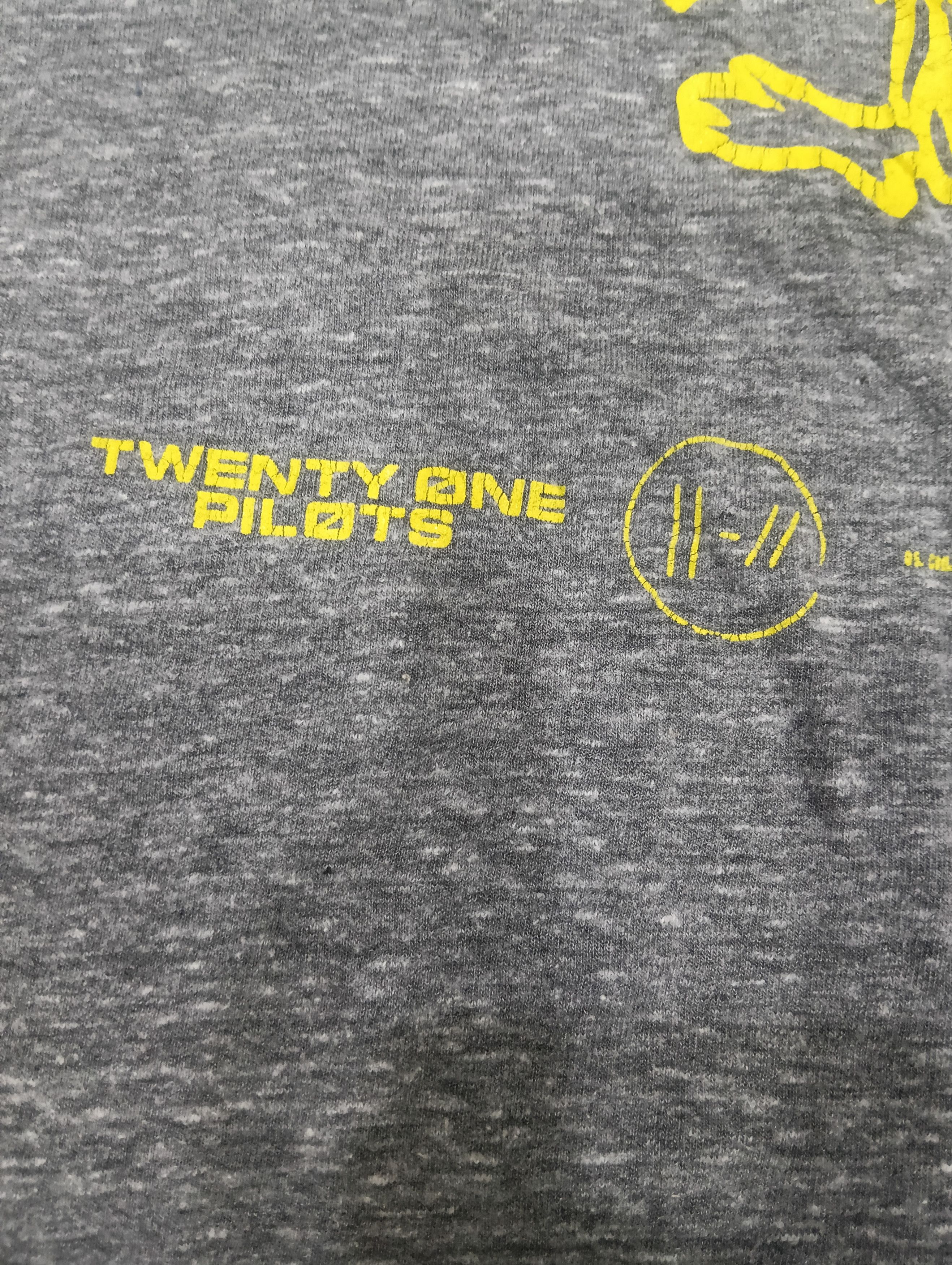 Band Tees Twenty One Pilots Like 3q Tshirt Size US L / EU 52-54 / 3 - 5 Thumbnail