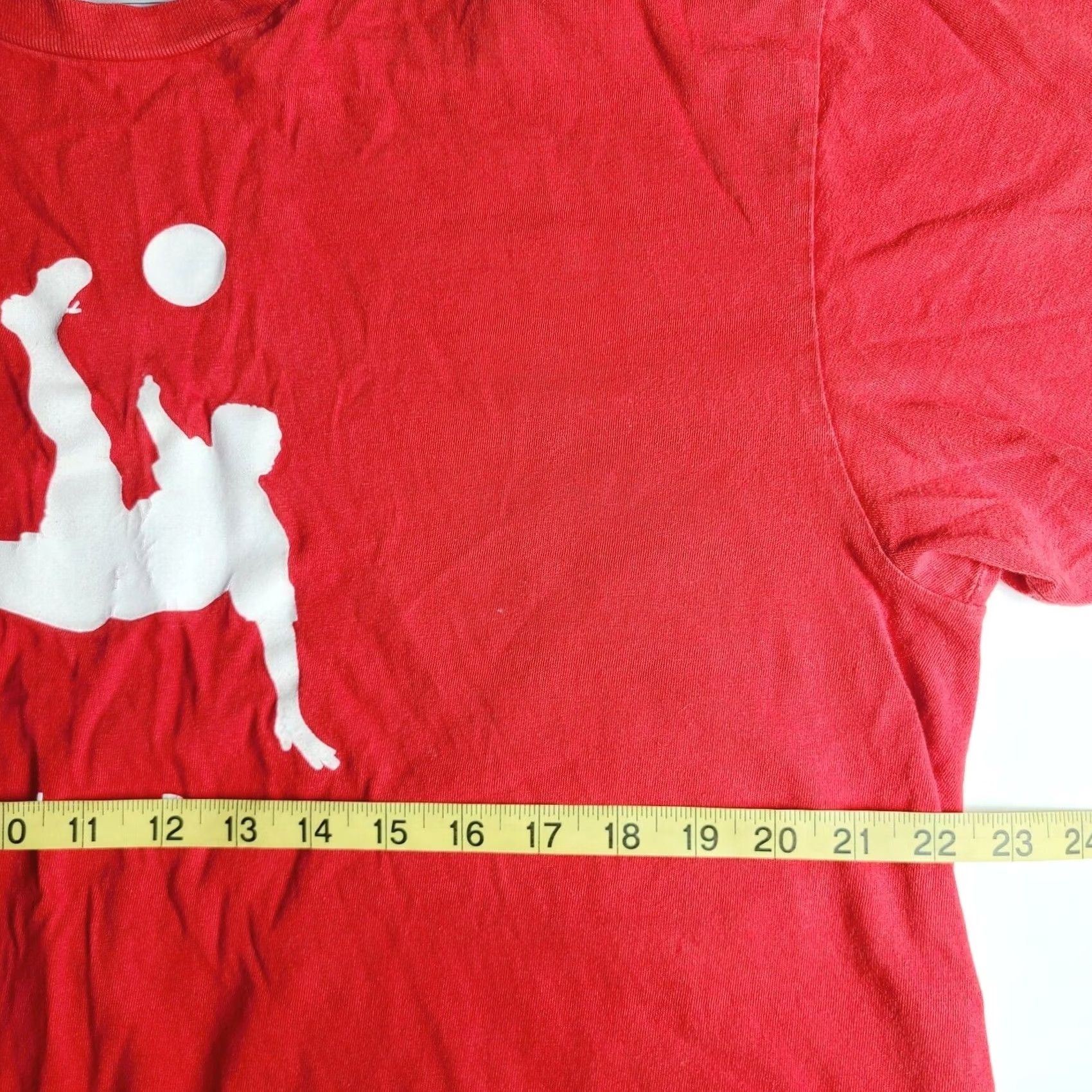 Nike VINTAGE Nike Air Y2K Red Futbol Soccer T-Shirt Men's Size XL Graphic Size US XL / EU 56 / 4 - 6 Thumbnail