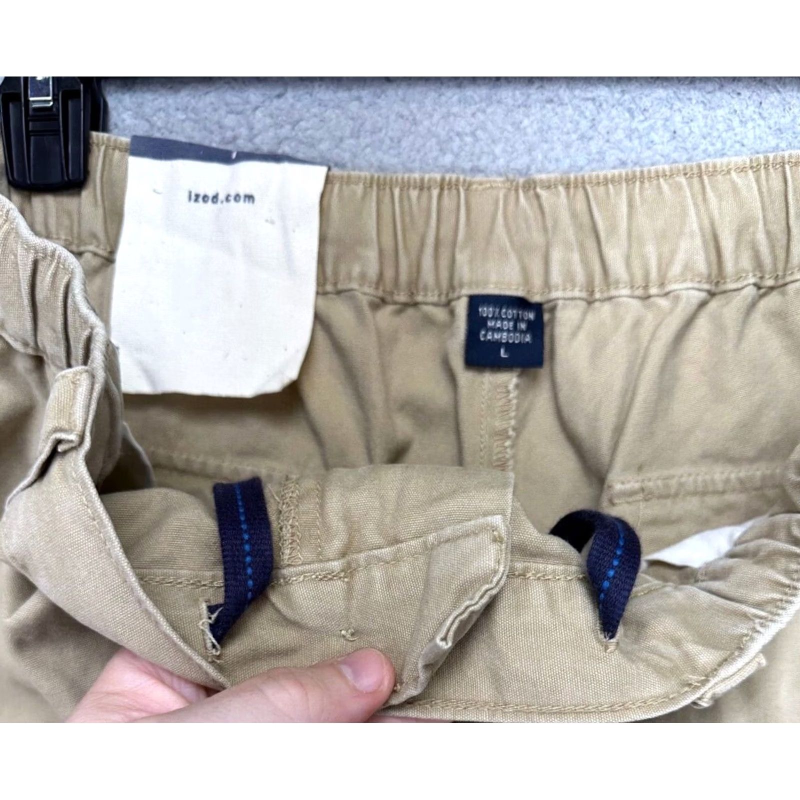 Izod Izod Saltwater Shorts Mens Large Tan Beach Cargo Chinos Elastic Waist Pocket NEW Size US 33 - 6 Thumbnail