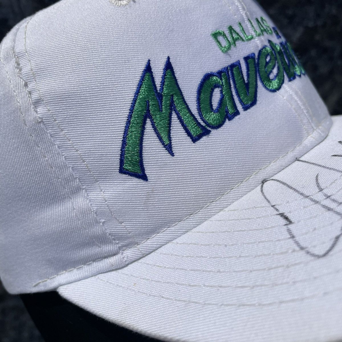 Sports Specialties Vintage Dallas Mavericks Sports Specialties Script Snapback Size ONE SIZE - 7 Thumbnail