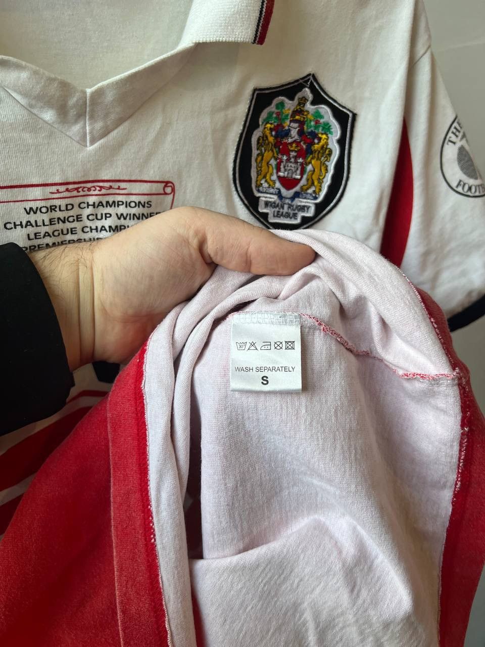 Vintage COLLECTIBLE! 1994 WIGAN RFC WINNER x4 MERCHANDISE SHIRT SZ S Size US S / EU 44-46 / 1 - 11 Thumbnail