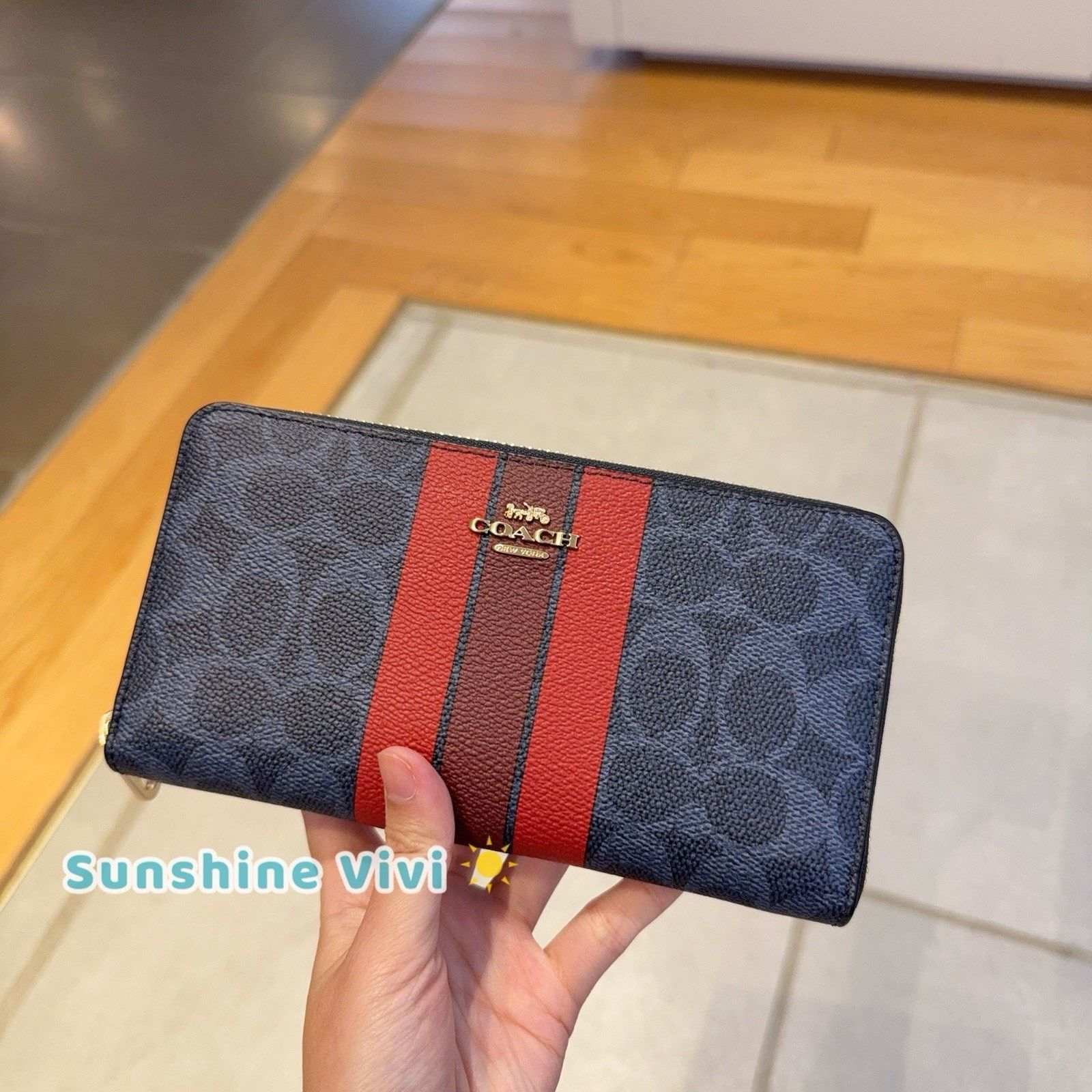 Coach NWT Coach CBO09 Long Zip Around Wallet With Varsity Stripe Size ONE SIZE - 1 Thumbnail