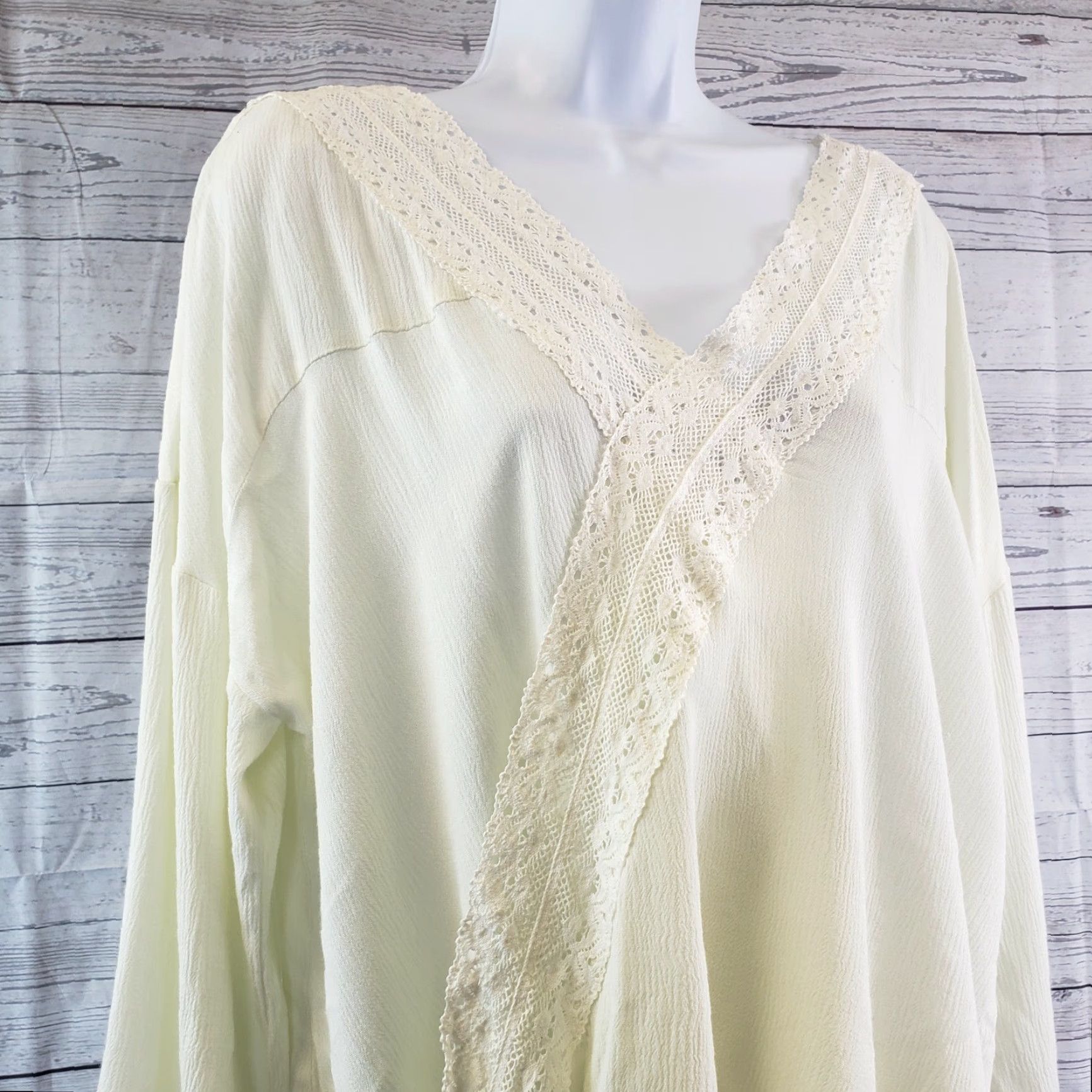 Vintage Kori America Womens Top Sz Large Ivory Crochet Long Sleeve Open Back Cotton Size L / US 10 / IT 46 - 2 Thumbnail