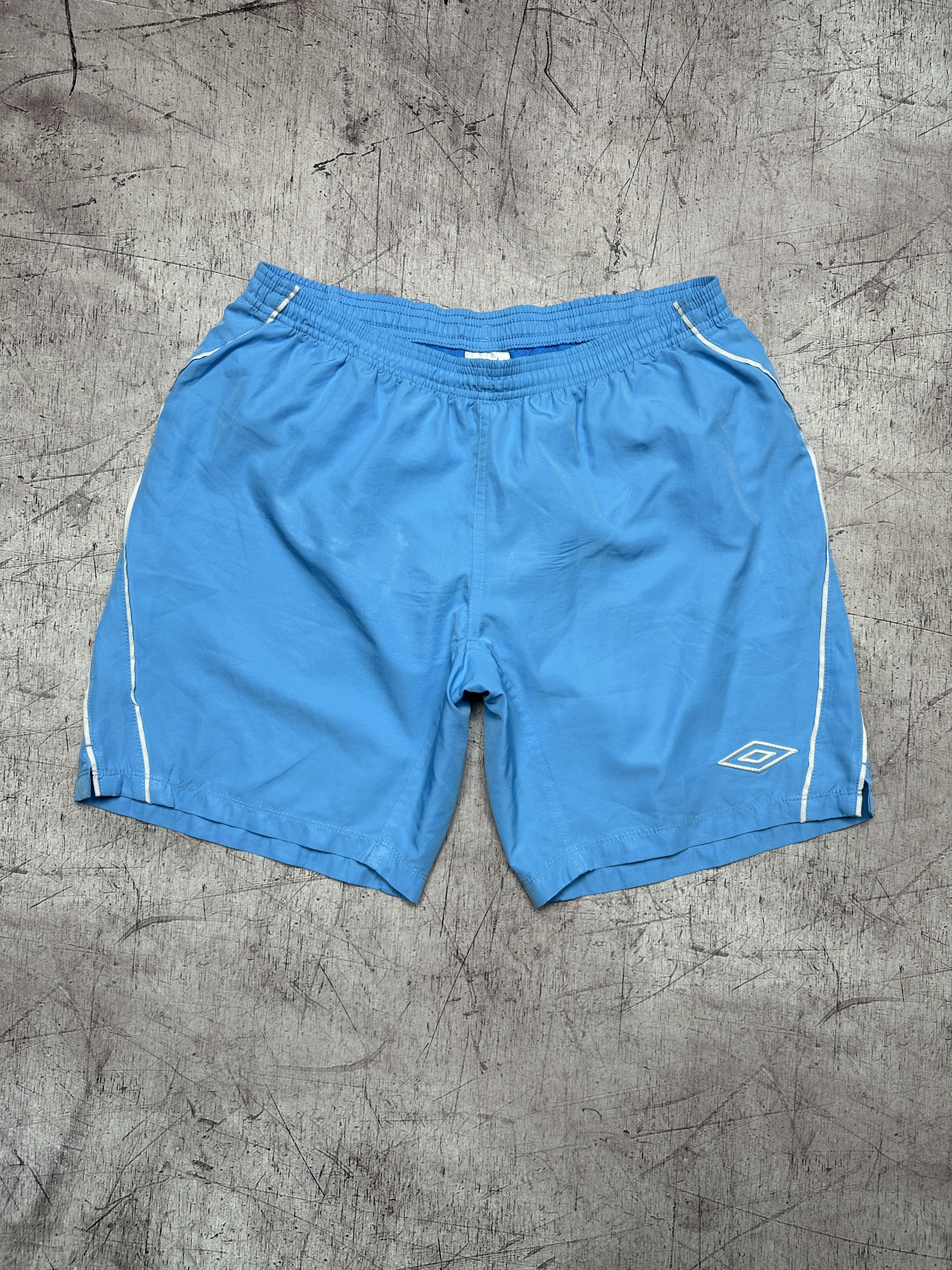 Umbro Umbro Mens Nylon Shorts Size US 34 / EU 50 - 1 Thumbnail