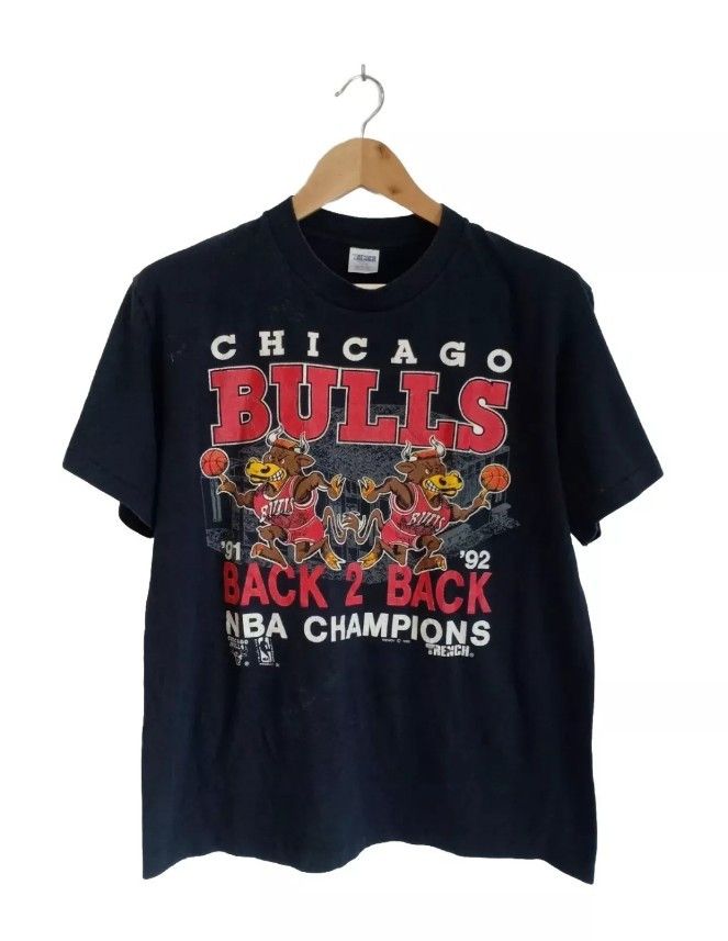 Vintage Chicago Bulls back to back champions graphic print 90s buy t shirt MJ Jordan