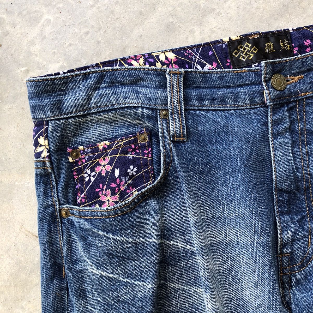 Japanese Brand Sukajan Pants Rare Flying Peacock Jorts Size US 34 / EU 50 - 8 Thumbnail