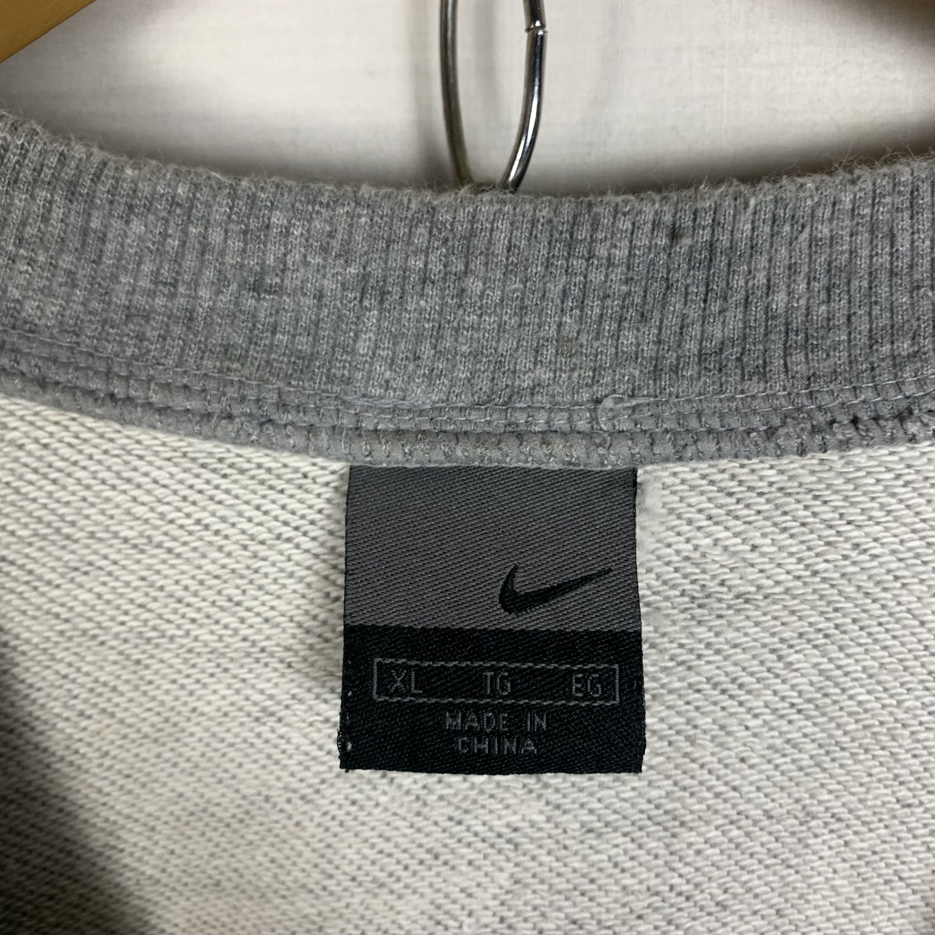 Nike Nike y2k Sweatshirt Crewneck Size US XL / EU 56 / 4 - 6 Thumbnail