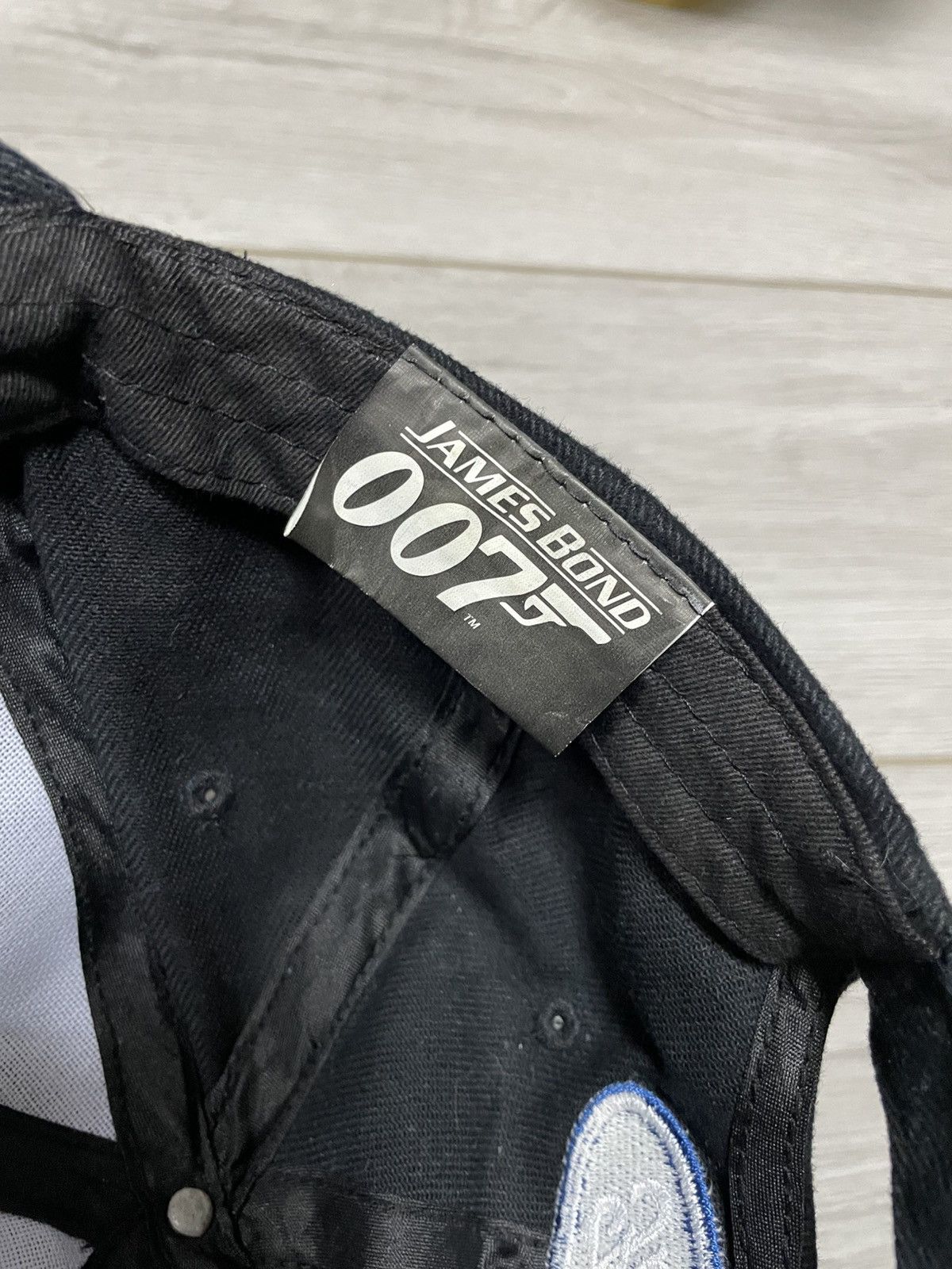 Vintage Bond 007 Ford 2005 Vintage Hat Movie Y2K Cap Size ONE SIZE - 3 Thumbnail