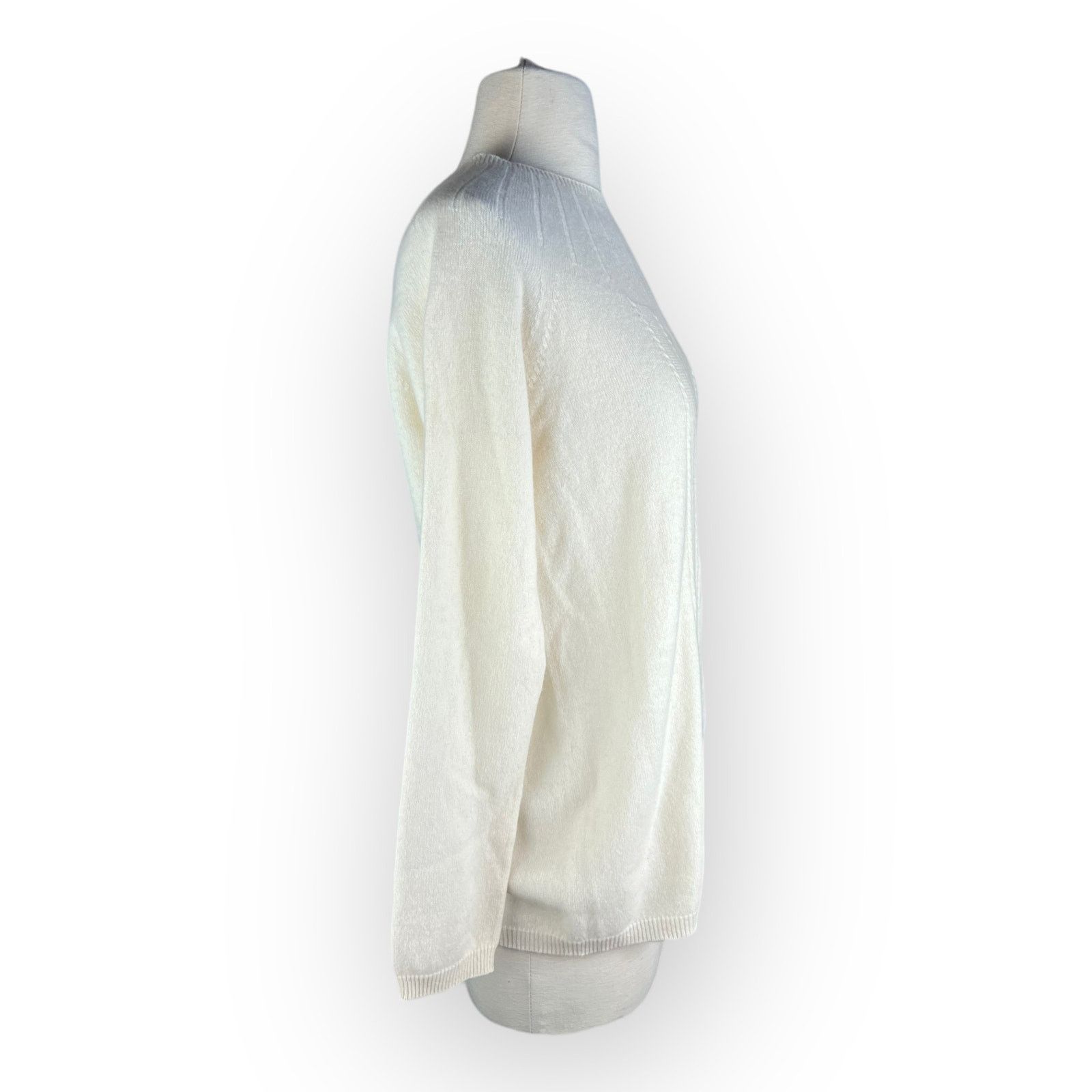 Brooks Brothers Brooks Brothers Women 100% Cashmere Sweater White Cream Size S / US 4 / IT 40 - 8 Thumbnail
