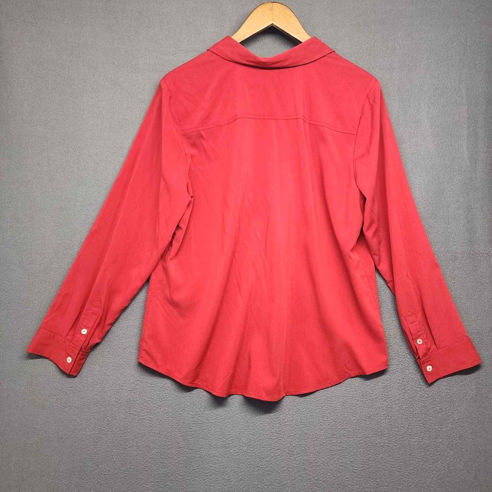 Vintage Chicos Top Womens Large Red Long Sleeve Button-Up Office Career Shirt, Button Size L / US 10 / IT 46 - 2 Thumbnail