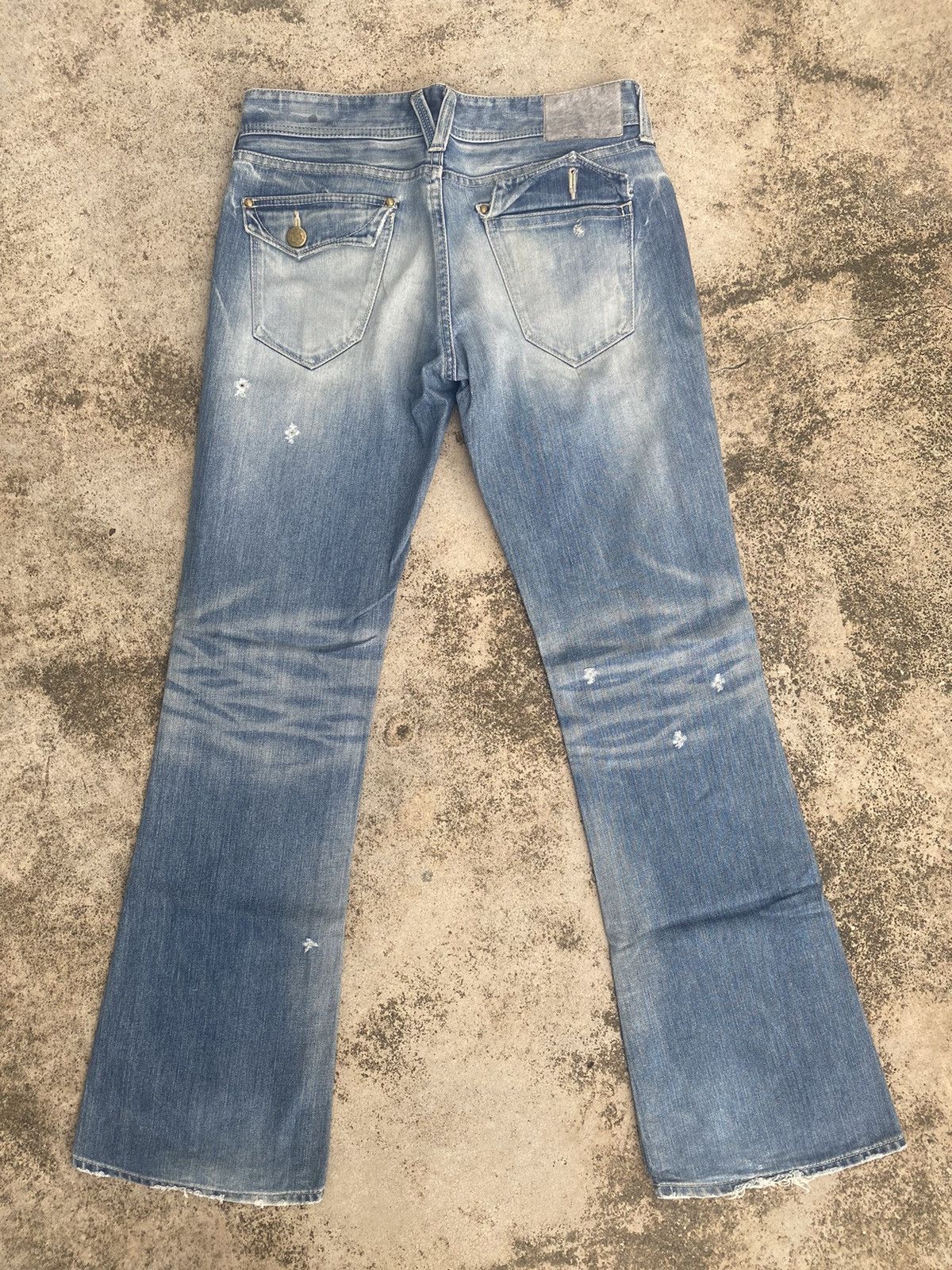 If Six Was Nine × Japanese Brand × Vanquish Flare Jeans Vanquish Faded Distressed Size US 33 - 16 Thumbnail