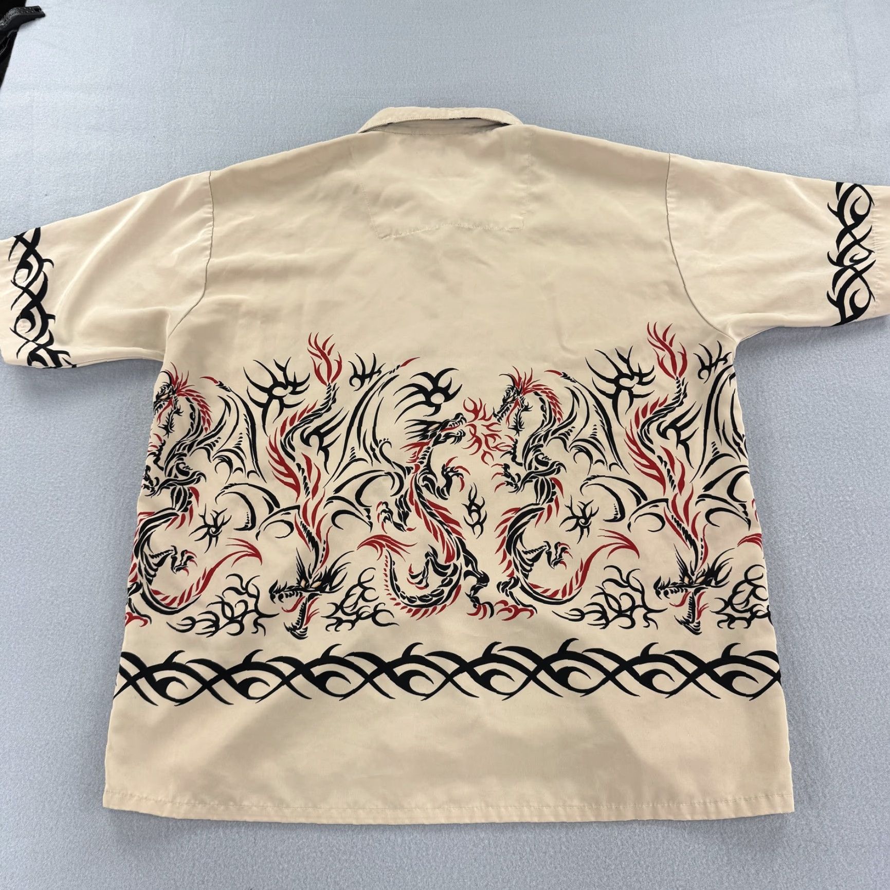 Vintage Pineapple Connection Shirt Mens Large Beige Tribal Dragon Tattoo Print Button Up Size US L / EU 52-54 / 3 - 7 Thumbnail