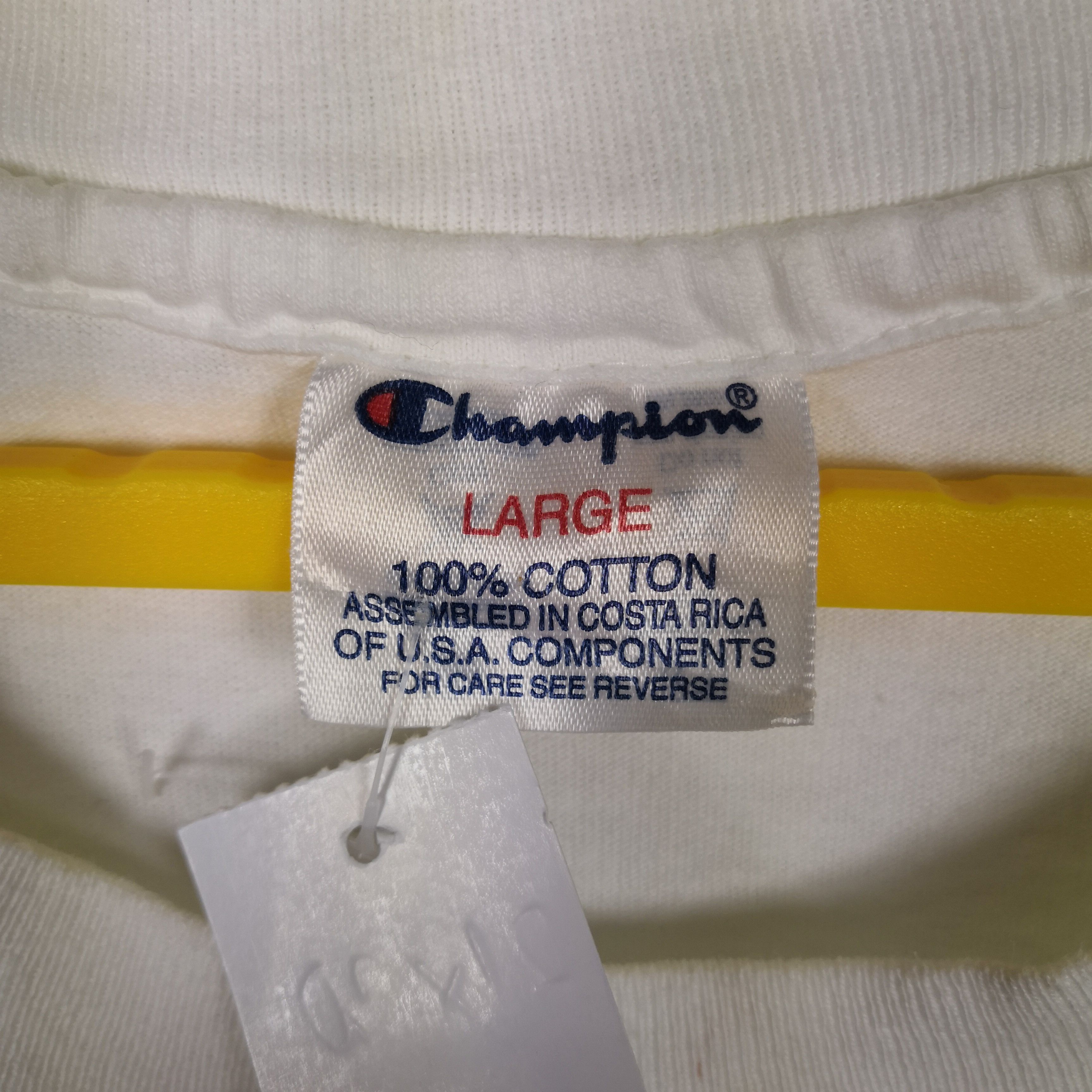 Champion Vintage 90s Champion T-Shirt Logo Streetswear Crewneck Tees Size US L / EU 52-54 / 3 - 5 Thumbnail