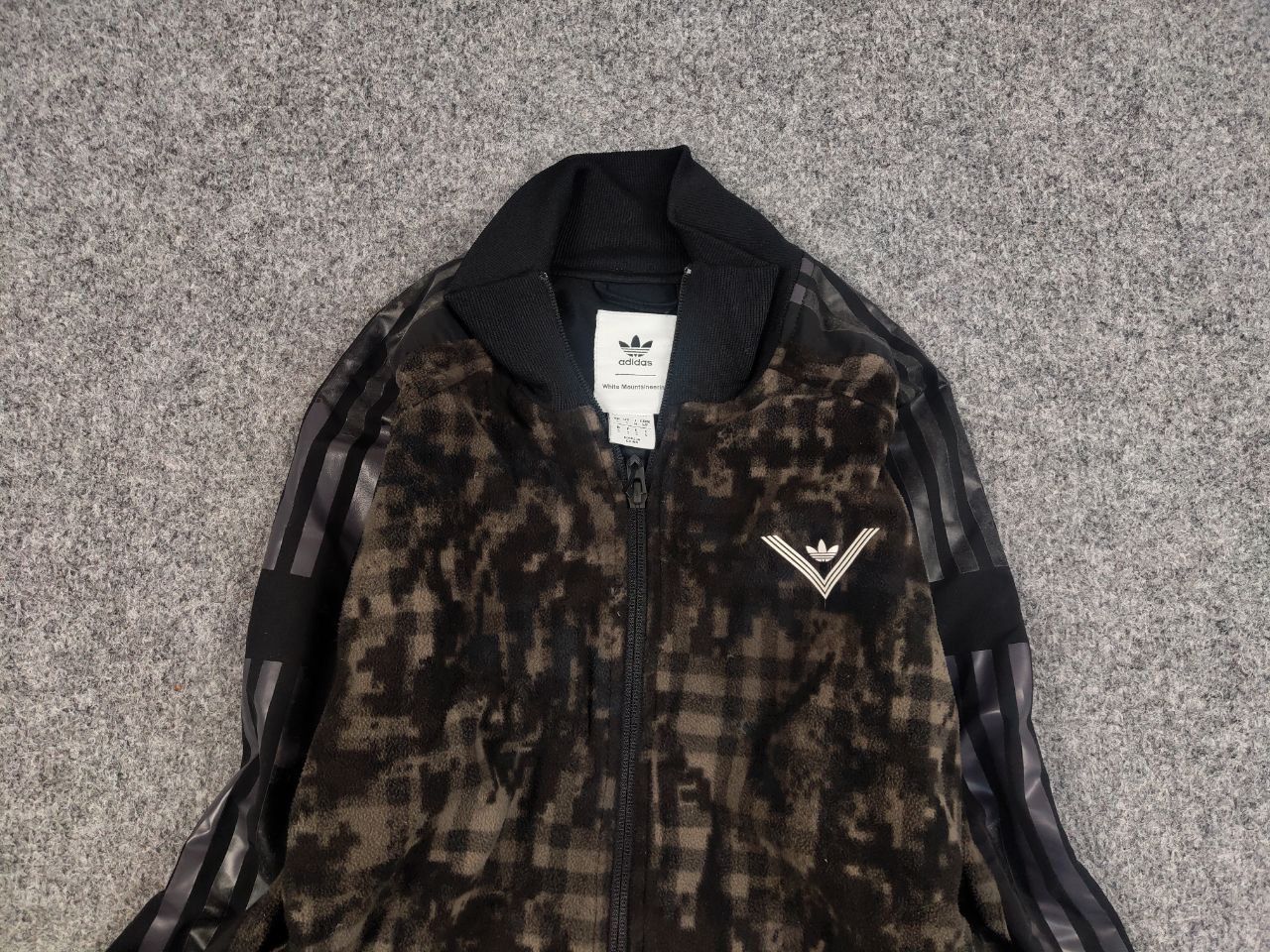 Adidas × White Mountaineering Adidas Originals White Mountaineering fleece Light Jacket Size US S / EU 44-46 / 1 - 7 Thumbnail