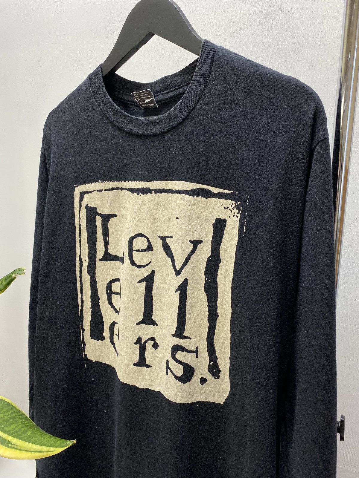 Band Tees Vintage 90's Levellers Black Long Sleeve Shirt Band Tees Men Size US XL / EU 56 / 4 - 7 Thumbnail