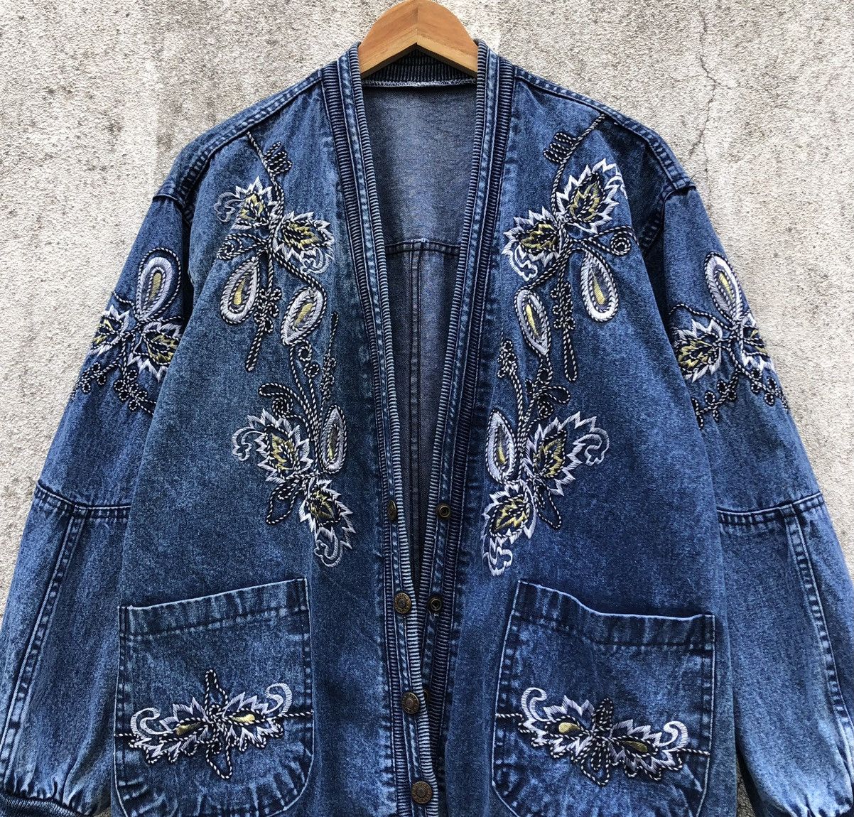Vintage Vintage Japan Brand Bora Jean Embroidery Denim Jacket Size US M / EU 48-50 / 2 - 2 Thumbnail