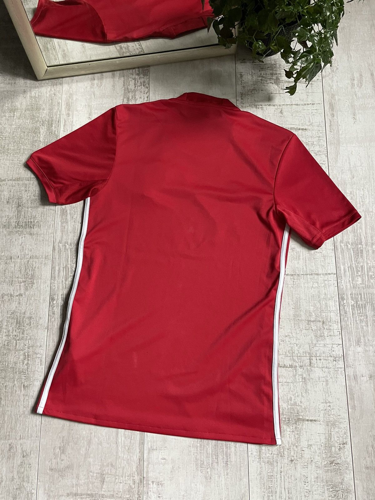 Adidas Adidas Manchester United 2016/2017 Football Shirt Jersey Size US XS / EU 42 / 0 - 4 Thumbnail