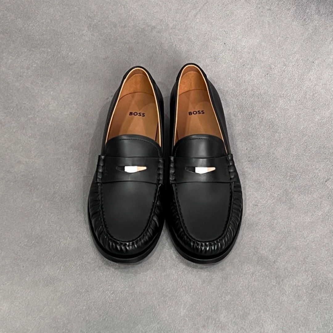 HUGO BOSS Black Leather Loafers