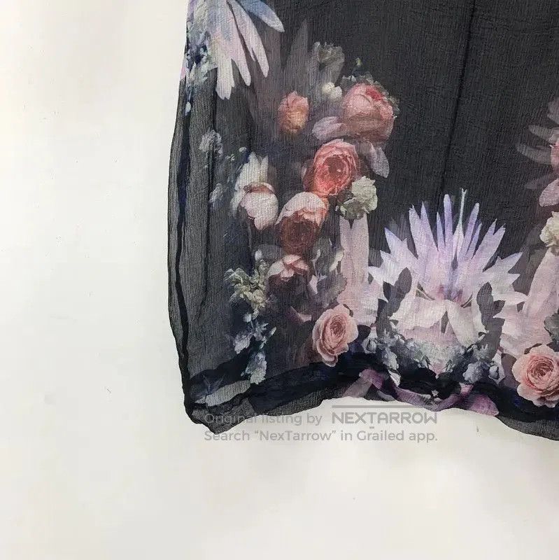 Givenchy Givenchy Black Silk Floral T-Shirt . Size XL / US 12-14 / IT 48-50 - 4 Thumbnail