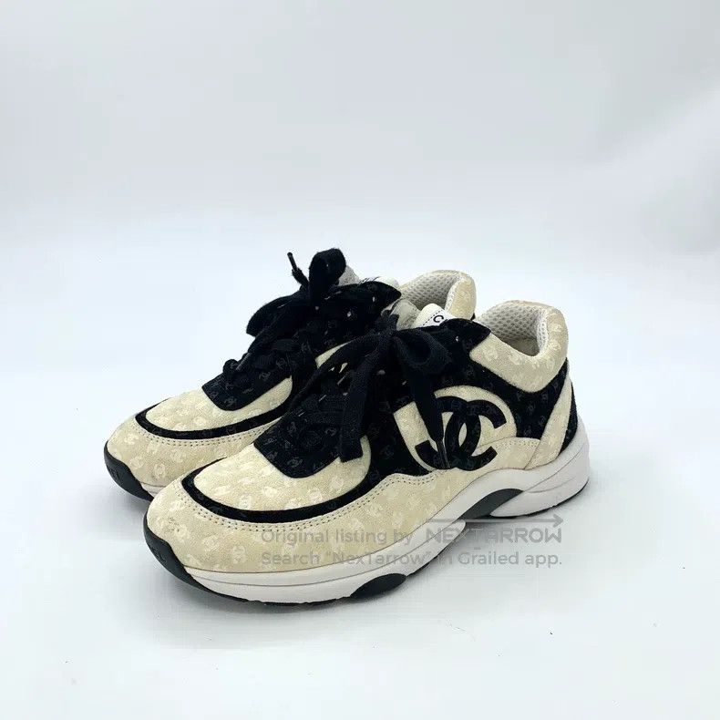 Chanel Colour-blocked embossed full-print lacing thick-sol