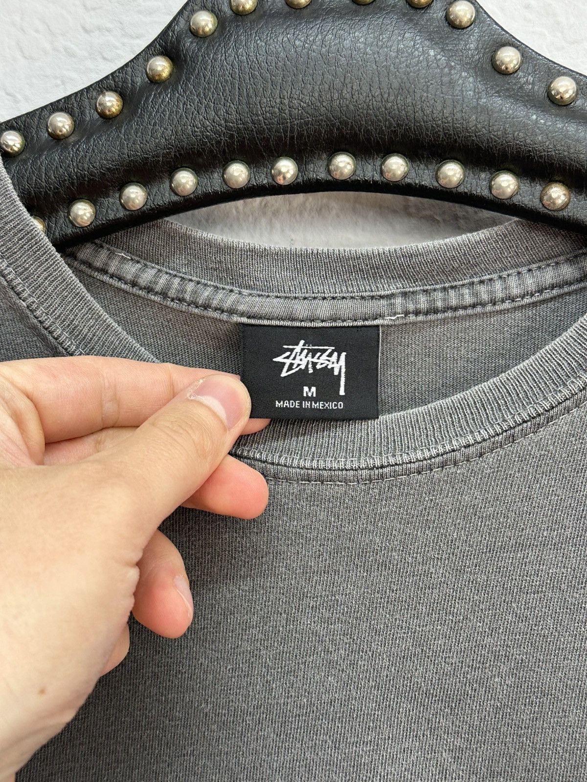 Stussy × Vintage Vintage Y2K Stussy Distressed Gray Tee T-shirt Size US M / EU 48-50 / 2 - 4 Thumbnail