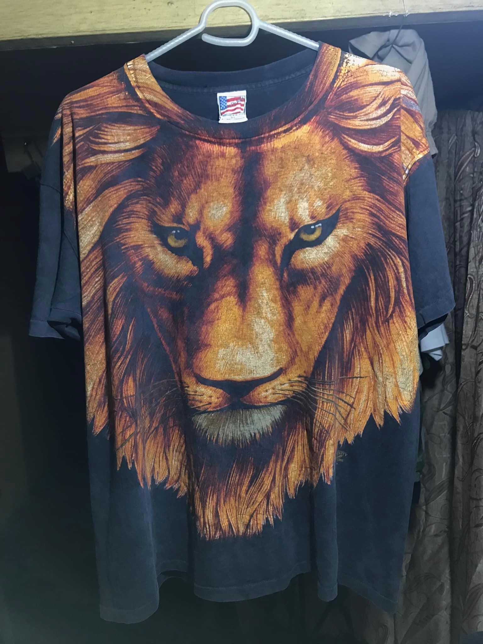 Trinity The Label Rare Vintage 90’s MADE AT THE BEACH Lion Big Face Size US XXL / EU 58 / 5 - 1 Thumbnail