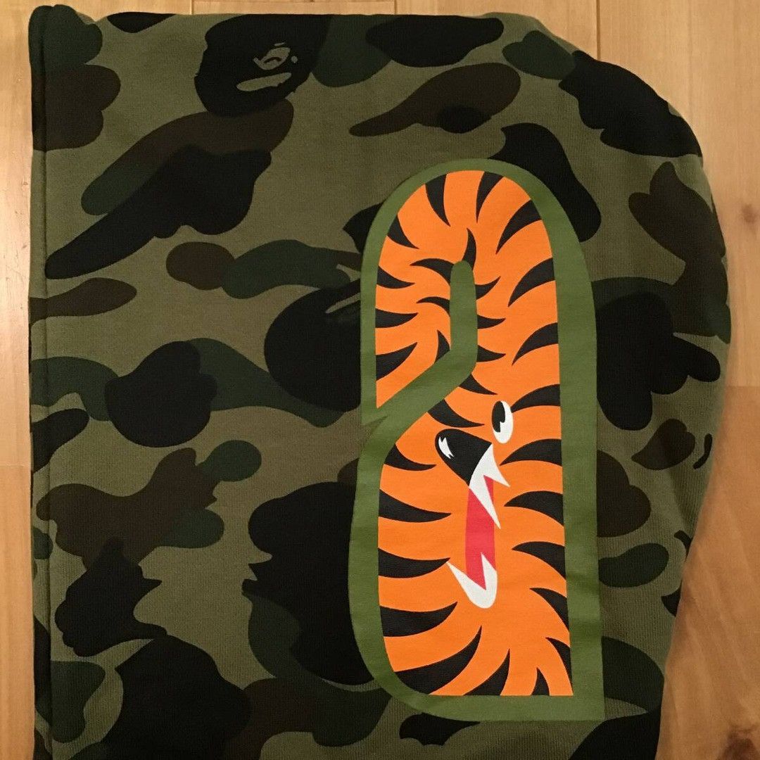 Bape BAPE Shoulder Shark full zip hoodie 1st camo a bathing ape Size US L / EU 52-54 / 3 - 6 Thumbnail