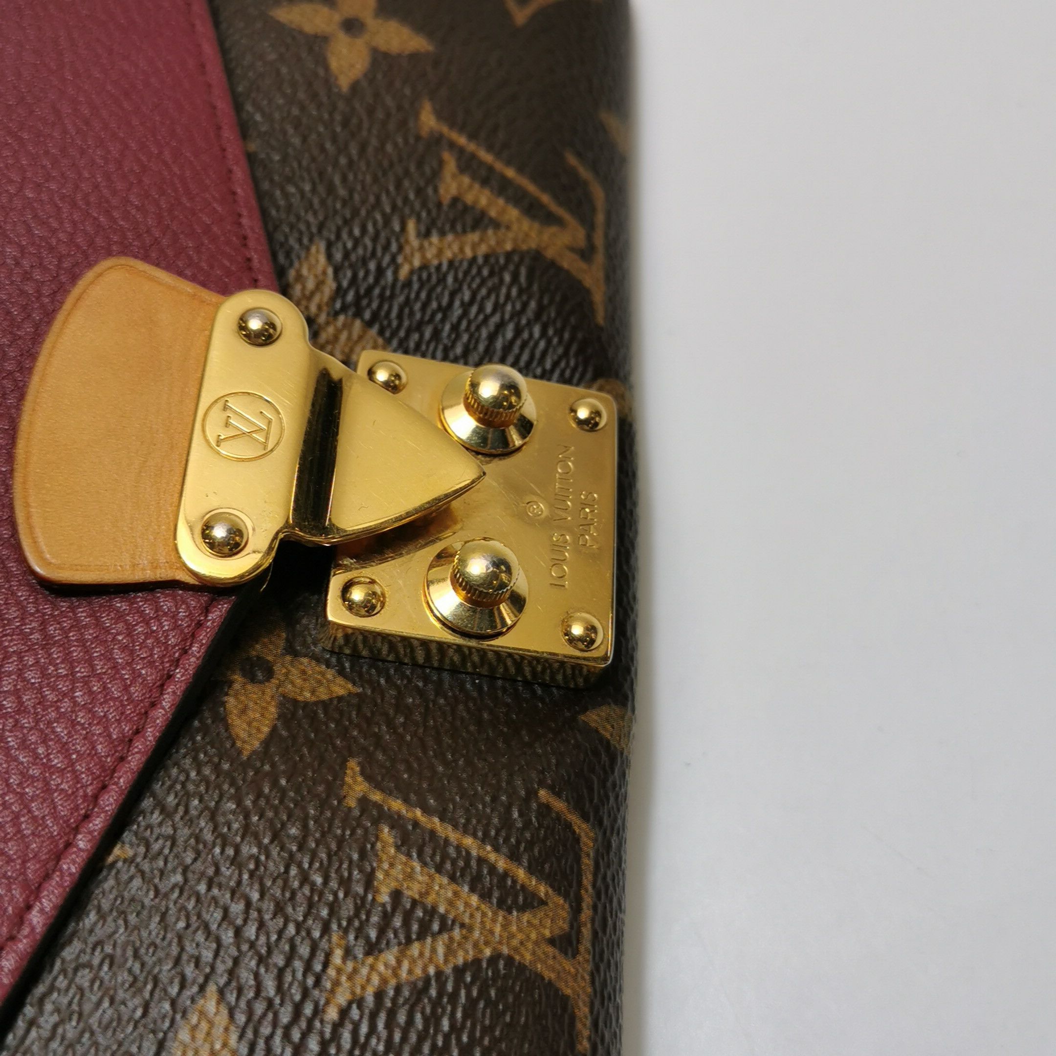 Louis Vuitton Louis Vuitton (LV) PALLAS Legend Bag Large Cowhide Vegetabl Size ONE SIZE - 4 Thumbnail