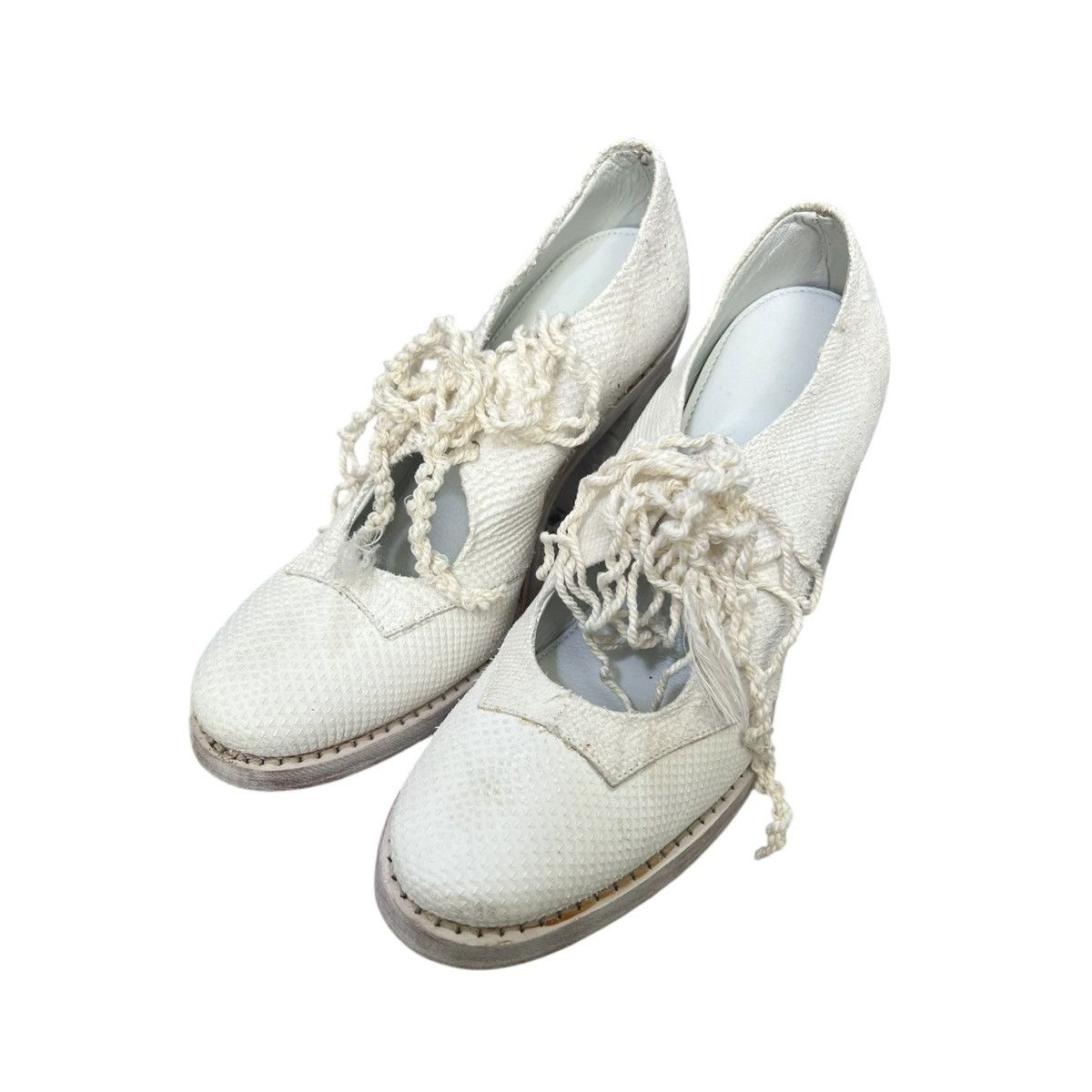 cherevichkiotvichki leather pumps painted sole