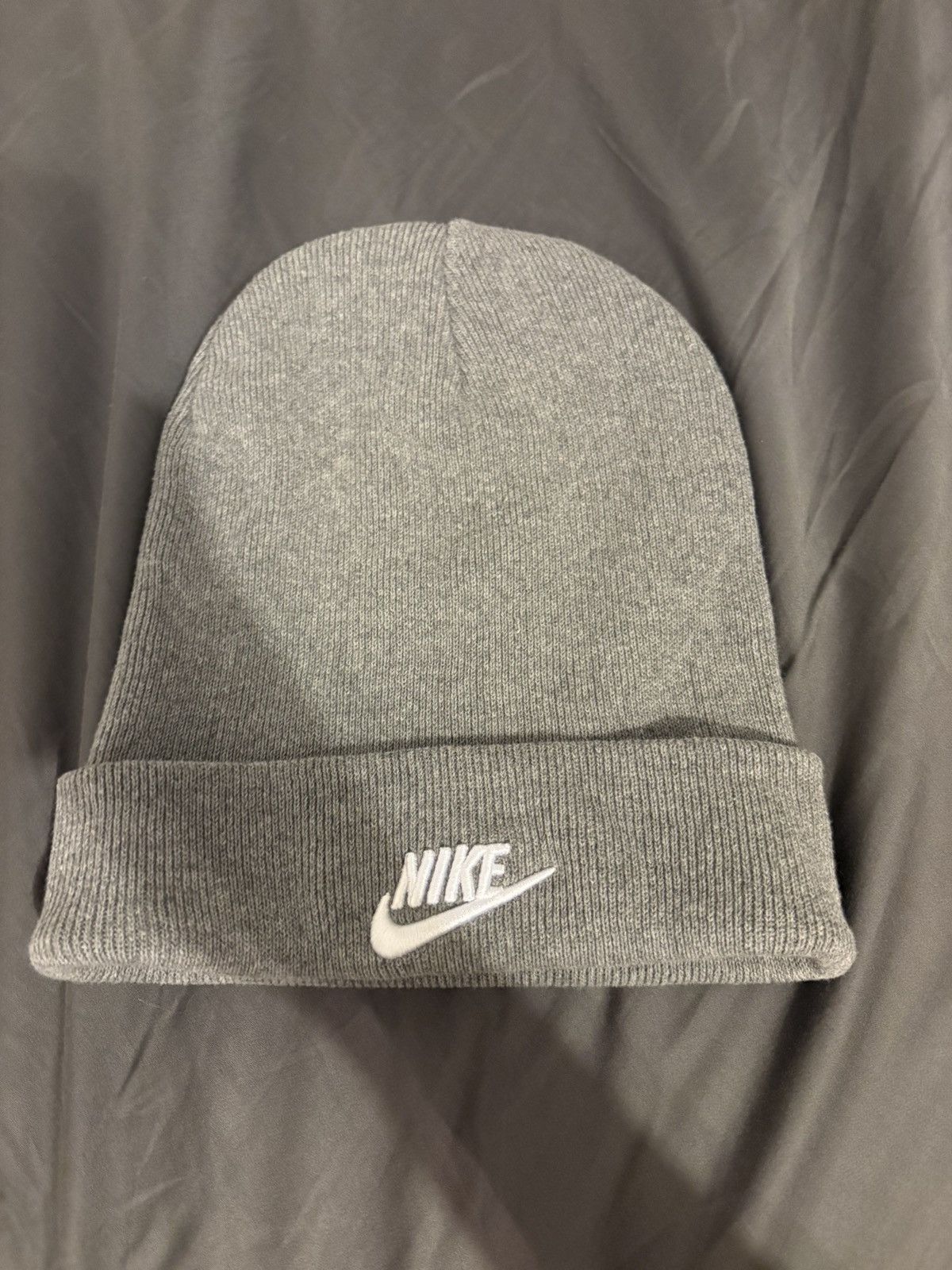 Nike Grey Nike beanie Size ONE SIZE - 1 Thumbnail