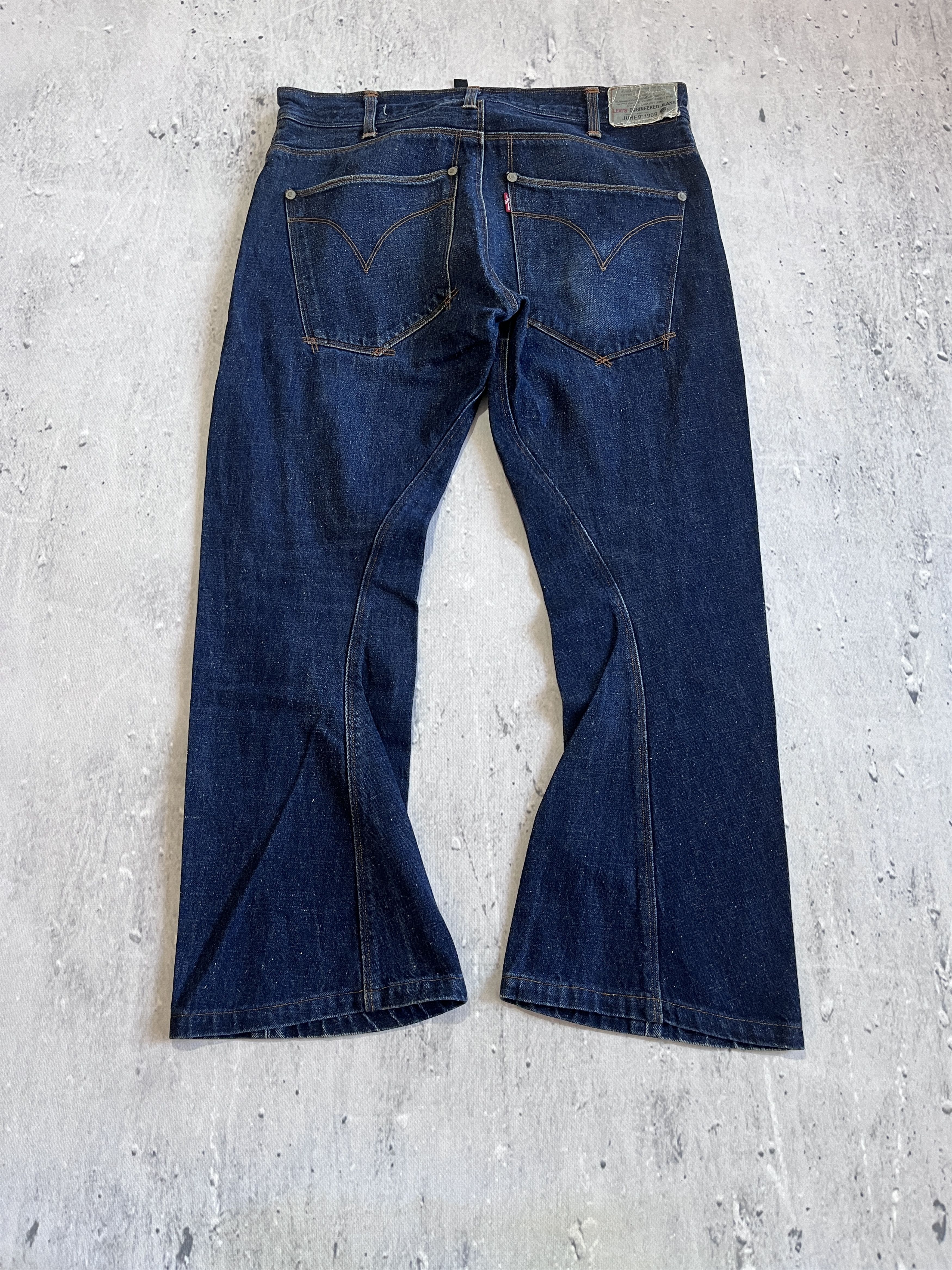 Levi's Levi's Engineered Jeans W30 Y2K Twisted Leg LightWash Denim