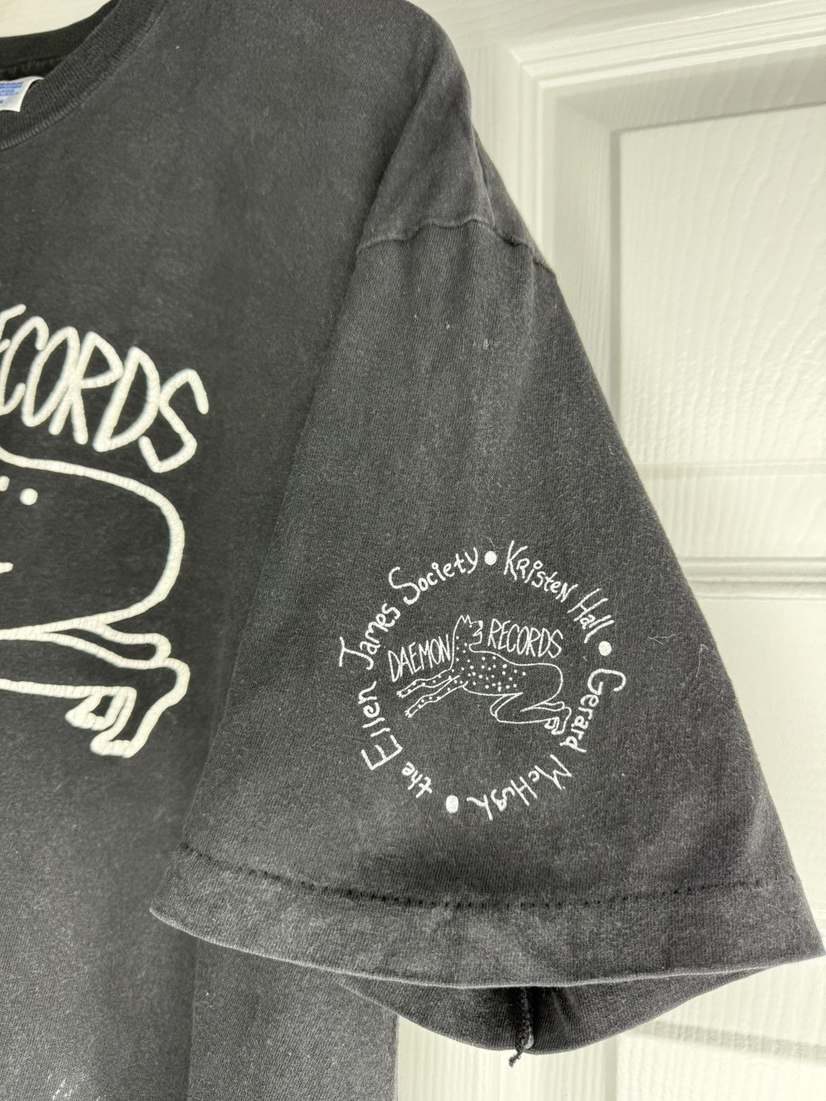 Vintage Vintage single stitch James Hall Daemon Records Feral Size US XL / EU 56 / 4 - 3 Thumbnail