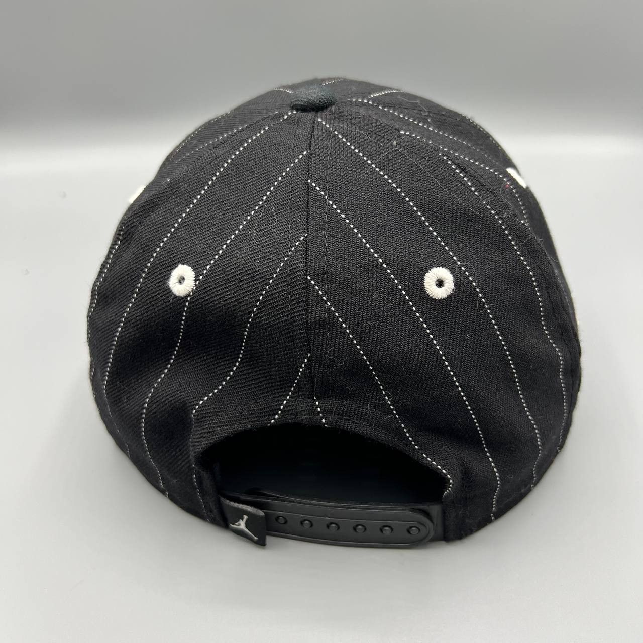 Jordan Brand Air Jordan Hat Men Baron 45 Pinstripe Jumpman Snap Back Cap Size ONE SIZE - 6 Thumbnail