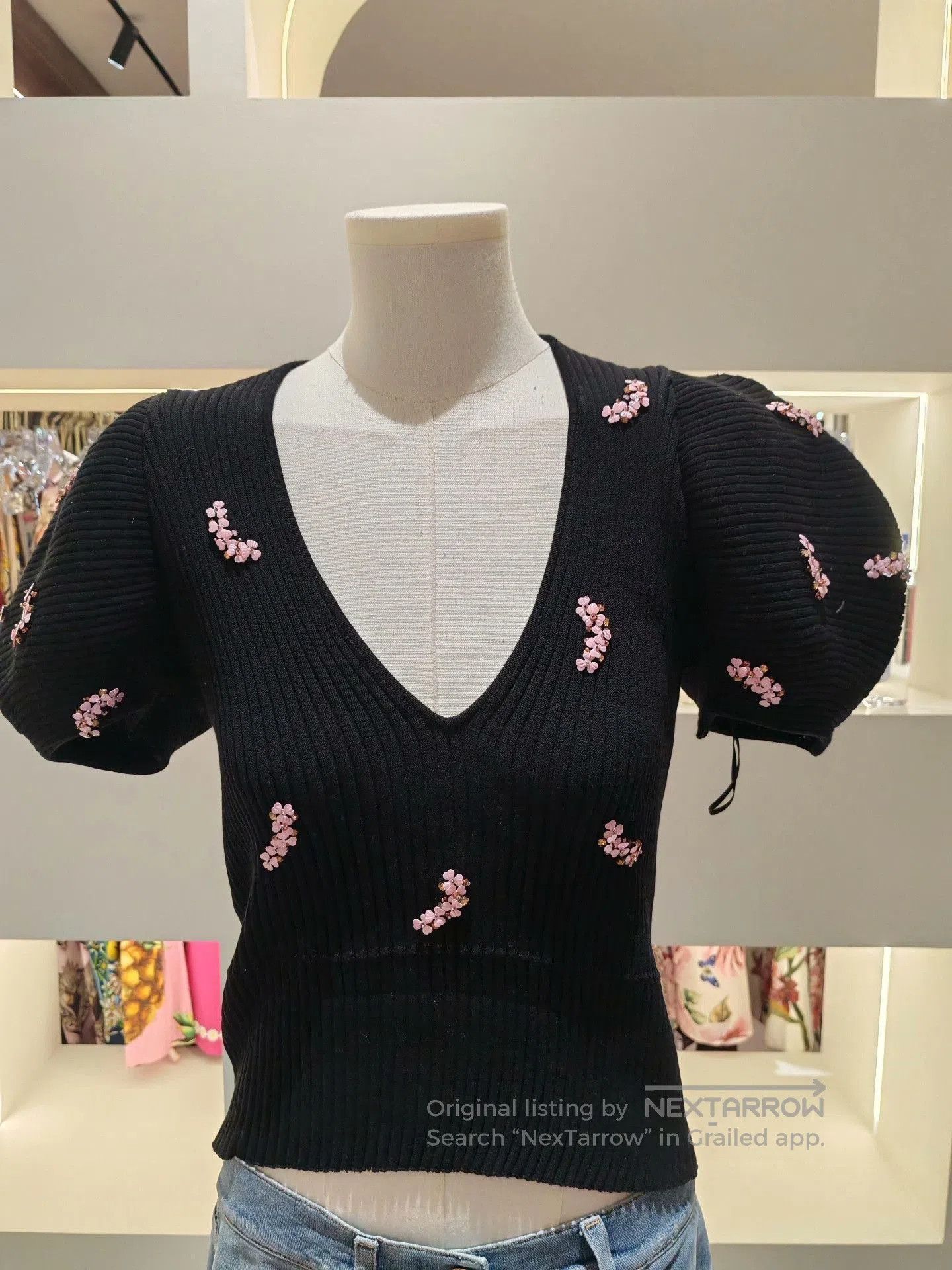 Giambattista Valli Giambattista Valli Beaded Bubble Sleeve Knit Top. Size XS / US 0-2 / IT 36-38 - 1 Thumbnail