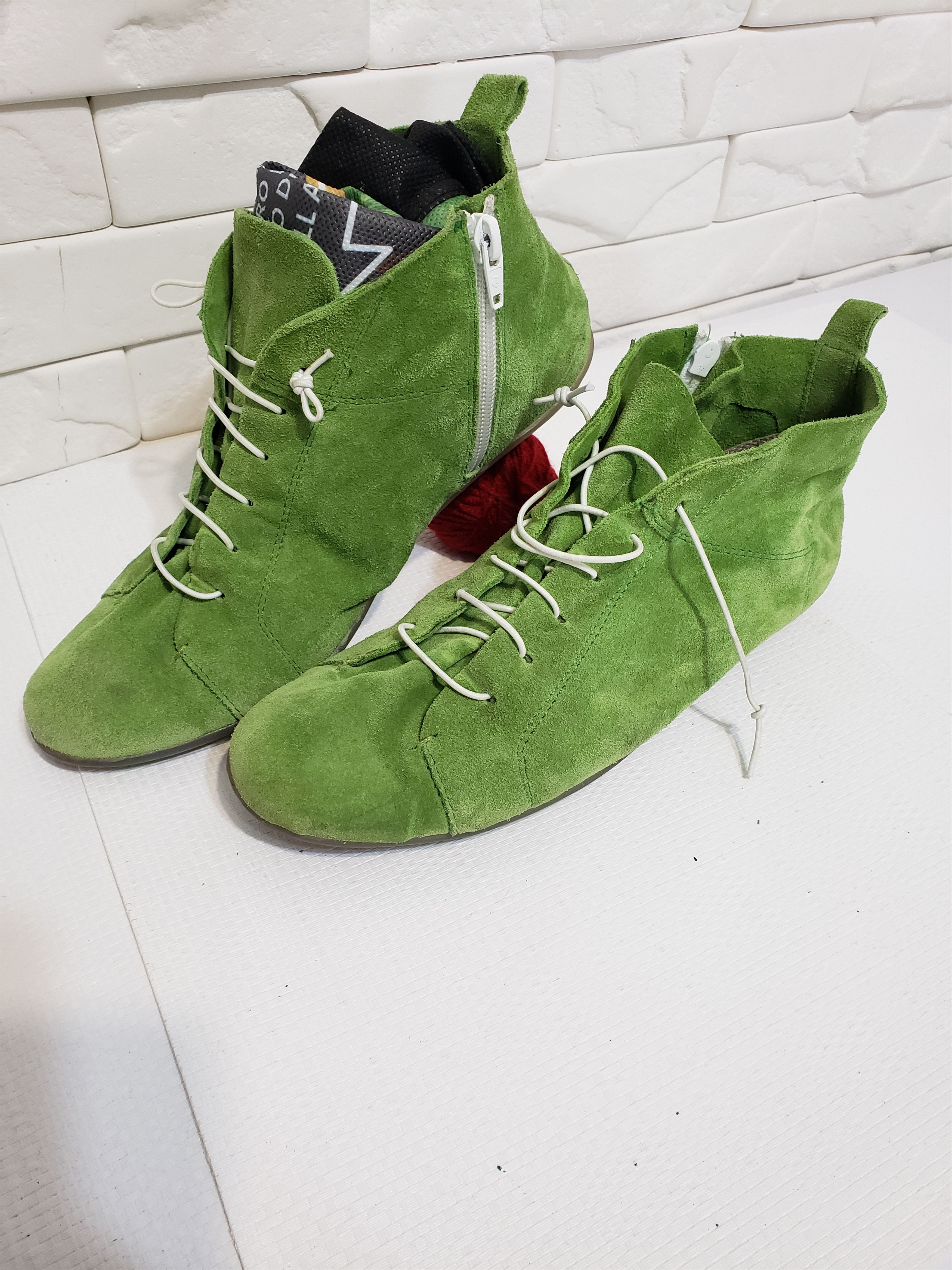 Genuine Leather Stylish women's leather shoes. Size US 9 / IT 39 - 2 Thumbnail