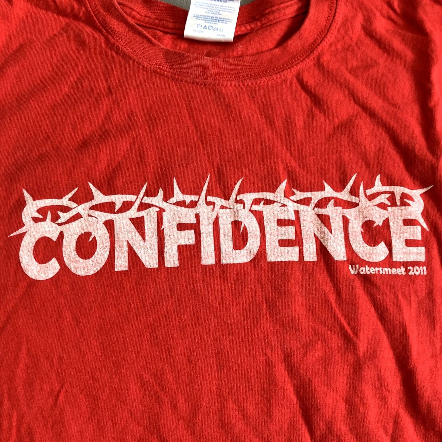 Gildan VINTAGE Gildan - Confidence In Christ - Philippians 1:6 - Watersmeet 2011 - T Shirt - XL Red Shirt Mens Size US XL / EU 56 / 4 - 2 Thumbnail