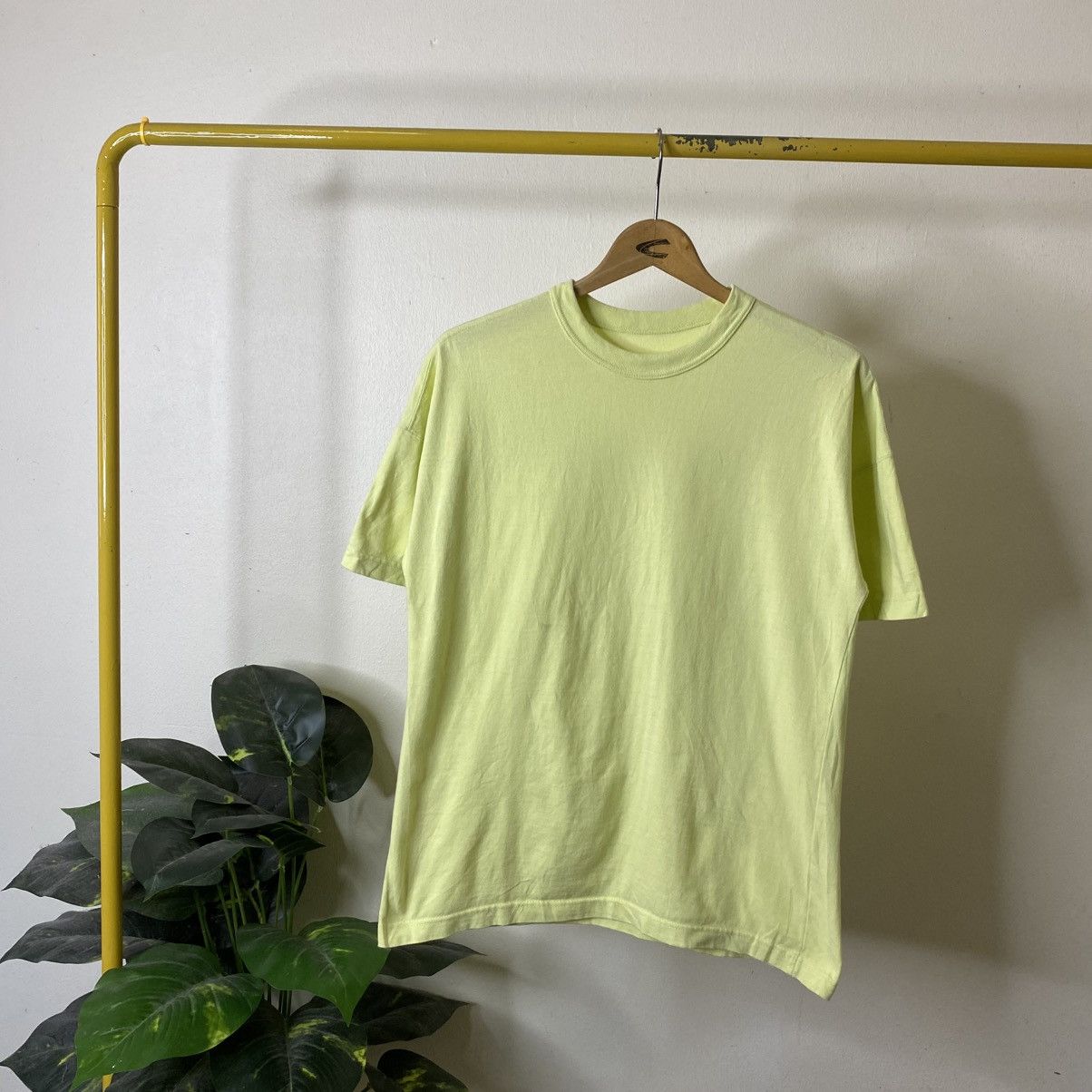 Japanese Brand EastFarEast Green Blank T Shirt Made in Tokyo Size US M / EU 48-50 / 2 - 1 Thumbnail
