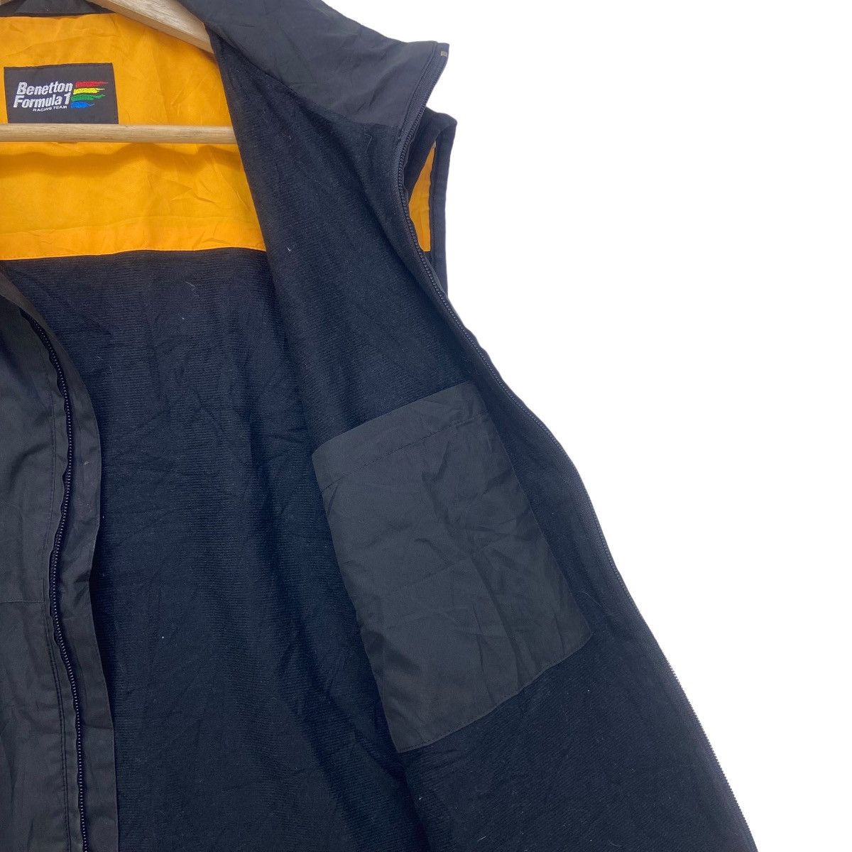 Benetton Benetton Formula 1 Racing Team Sleeveless Jacket Size US S / EU 44-46 / 1 - 10 Thumbnail