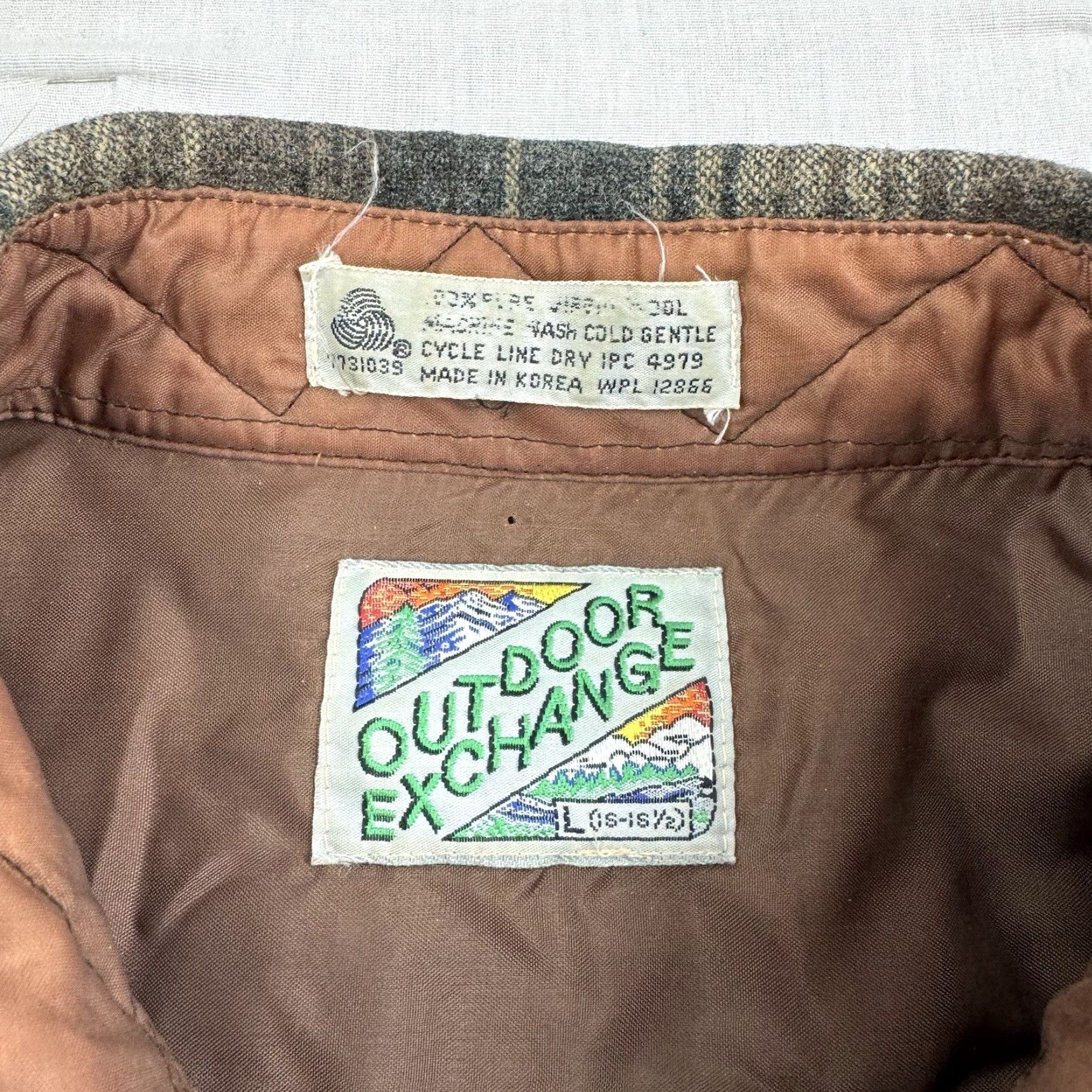 Vintage VINTAGE Outdoor Exchange Button Up Adult Large Brown Plaid Flannel Collar Nature Mens Size US L / EU 52-54 / 3 - 3 Thumbnail